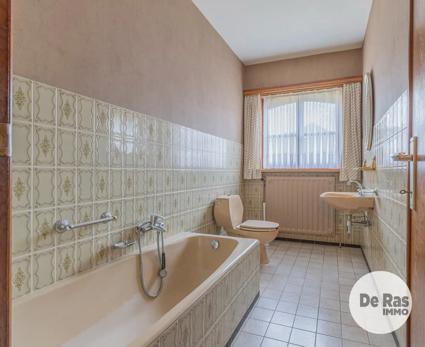 HERZELE - Op te frissen woning met 3 kamers in rustige buurt foto 14