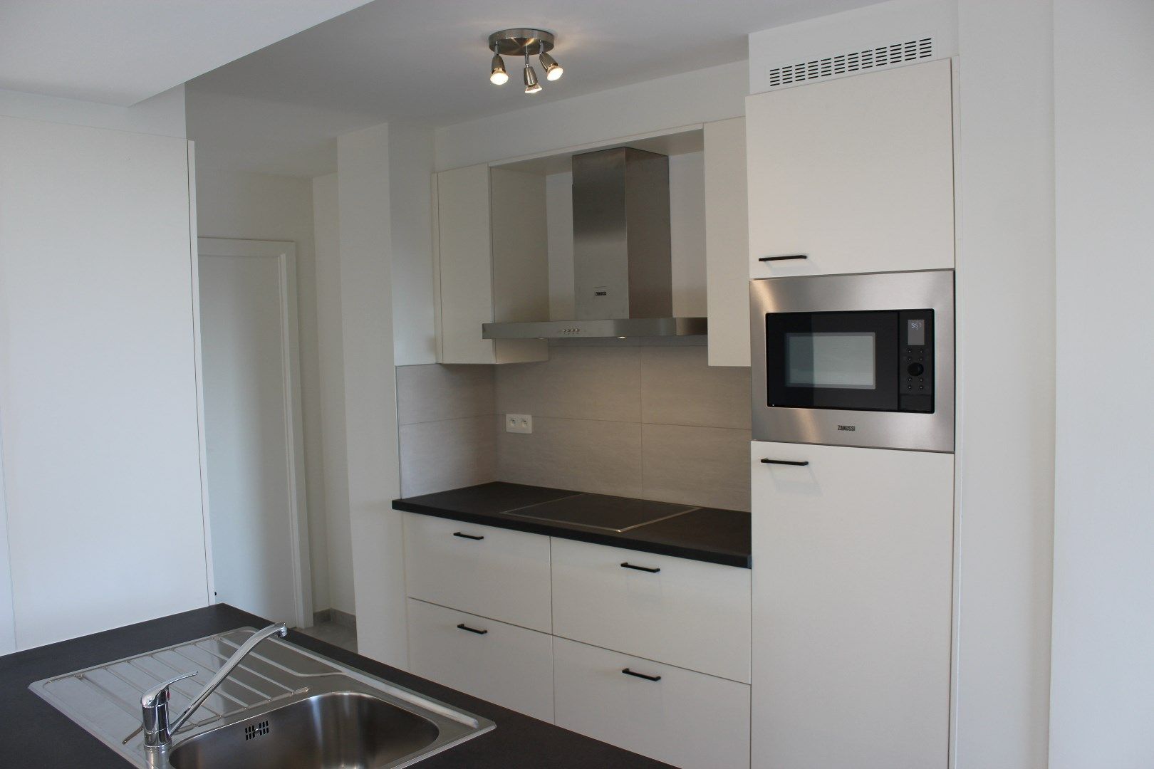 Nieuwbouw duplex appartement op toplocatie met parking foto 9