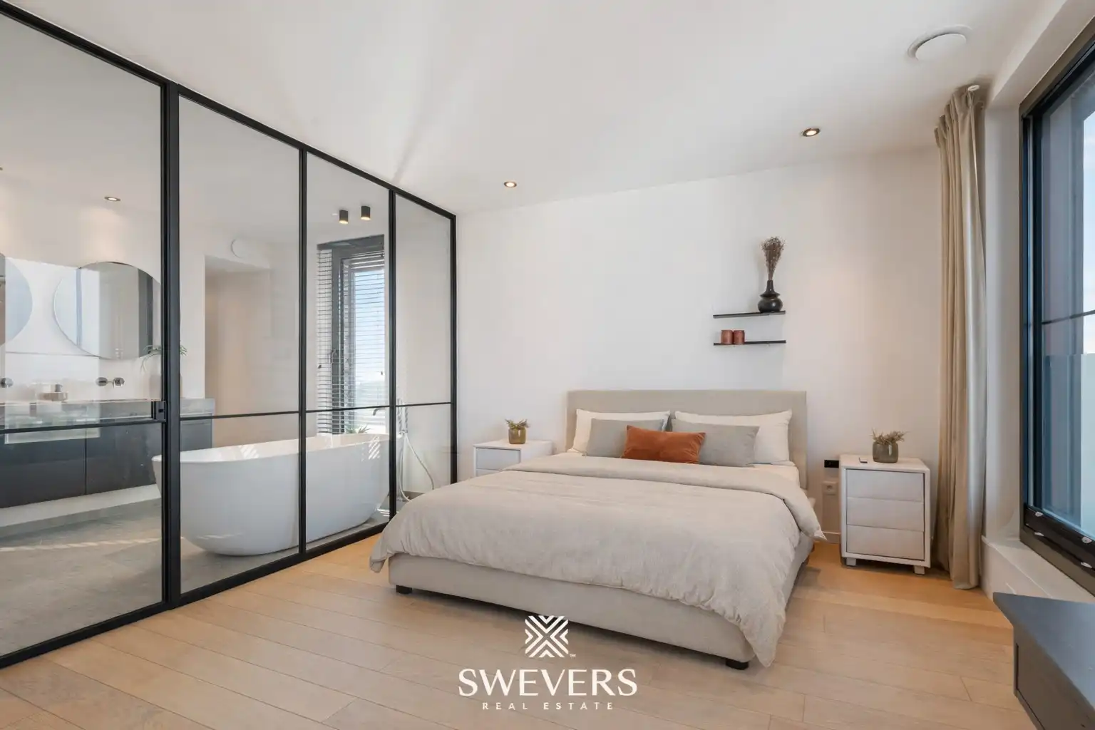 Uniek en luxueus penthouse van 222 m² op 8 ste verdieping in centrum Beringen  foto 16