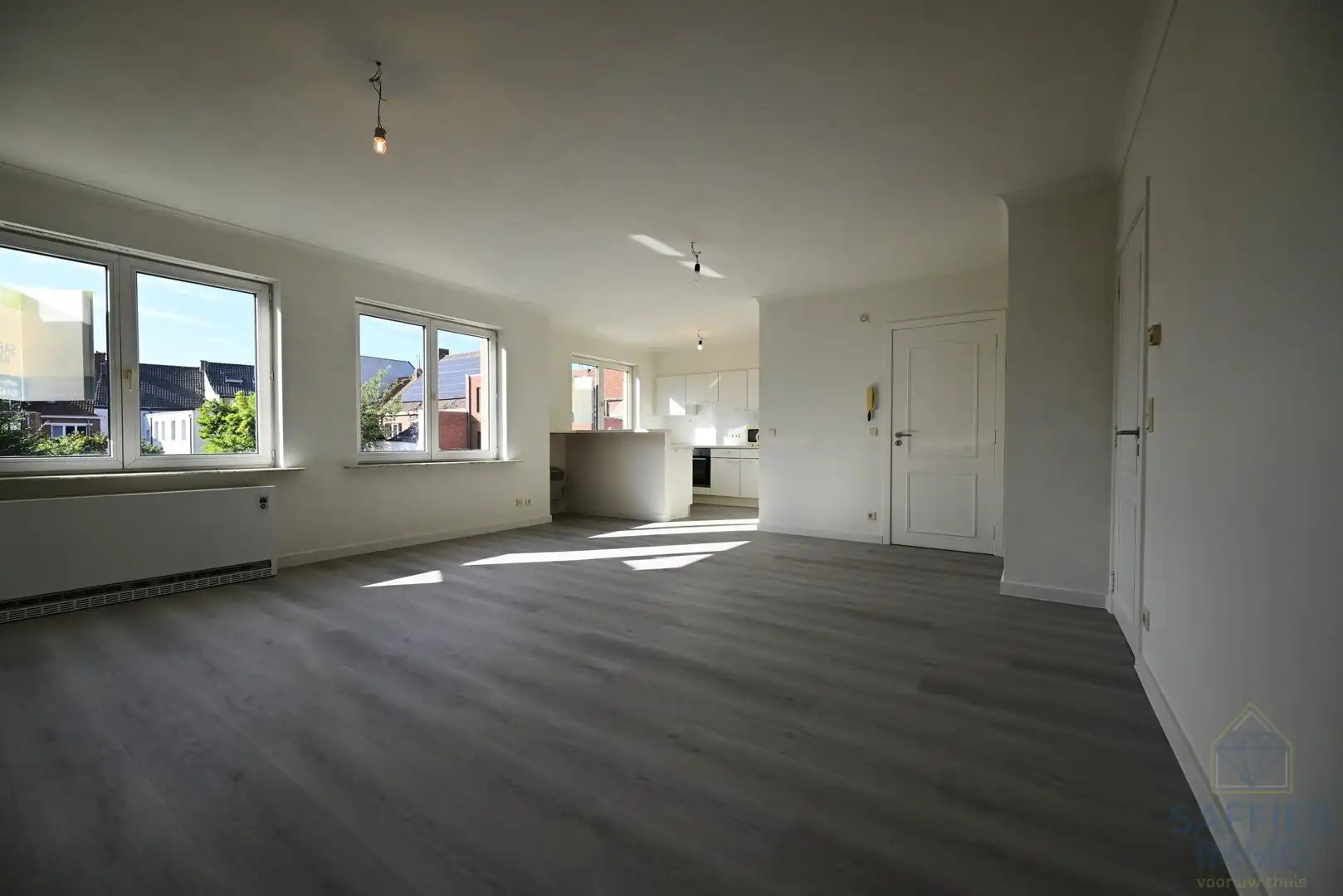 Te huur: Appartement in het hart van Meulebeke 🏡 foto {{pictureIndex}}