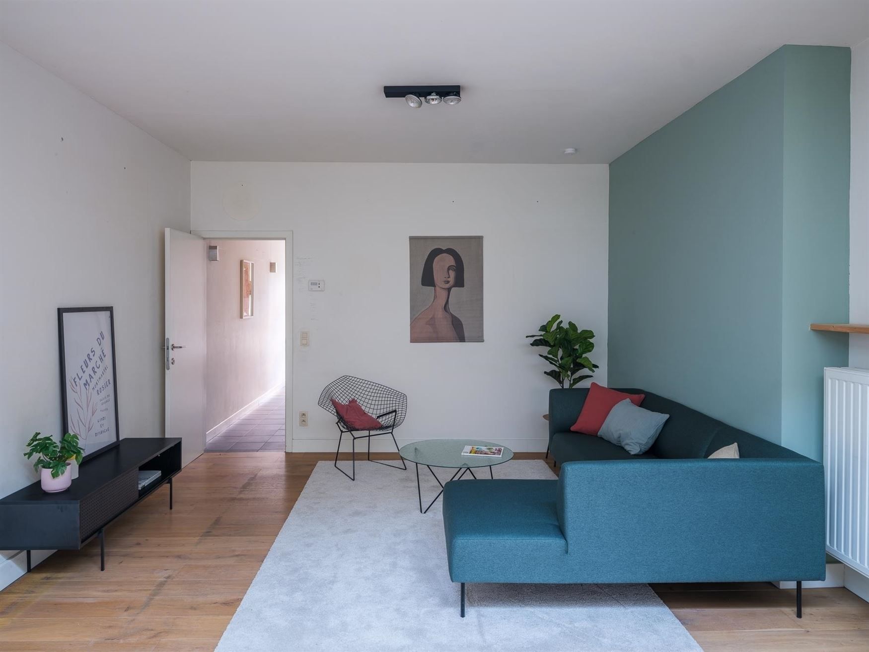 Instapklare, lichtrijke woning in gegeerde wijk te Gent foto 5