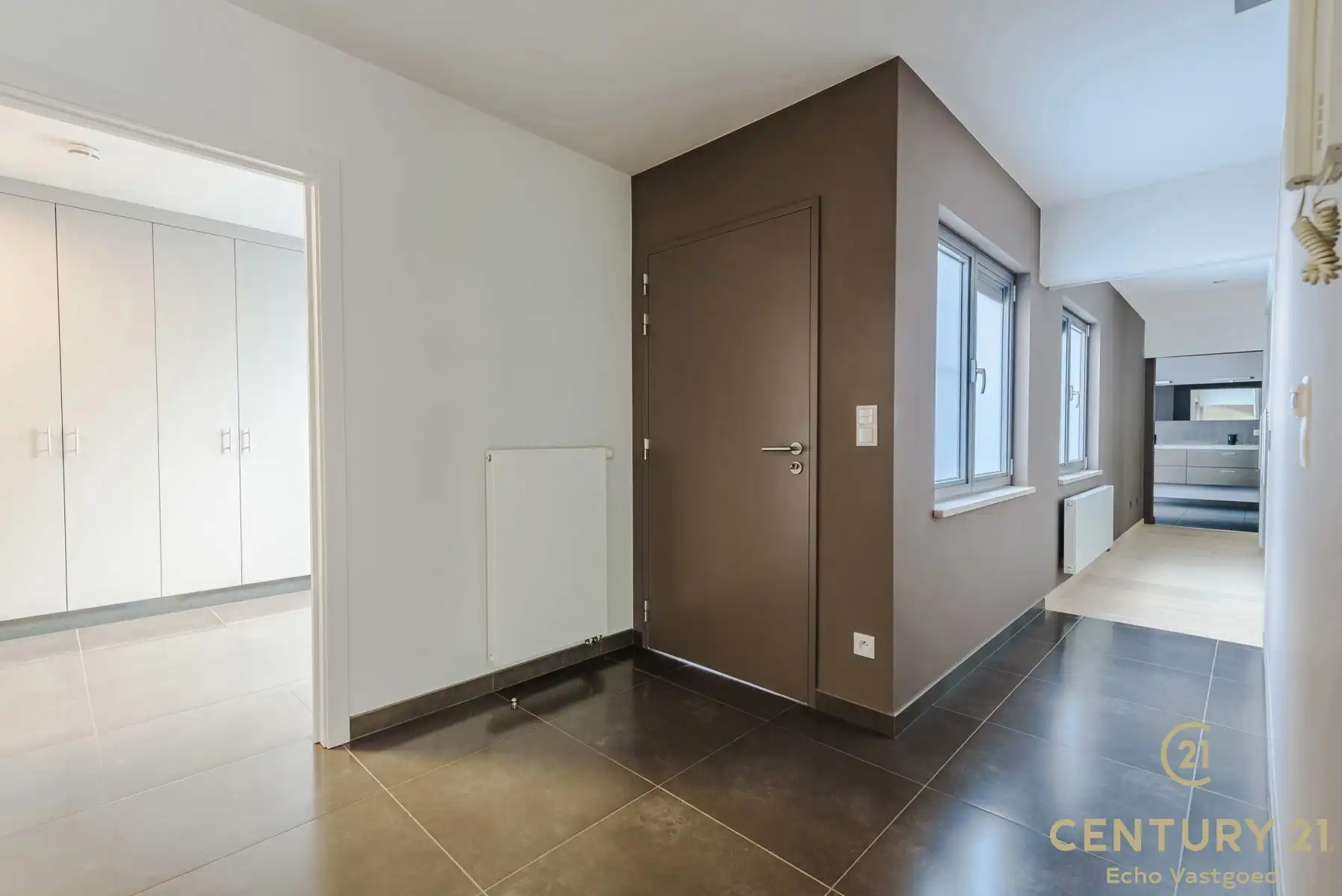 Luxe, ruime penthouse (192m²) met groot terras tegen het bos foto 12