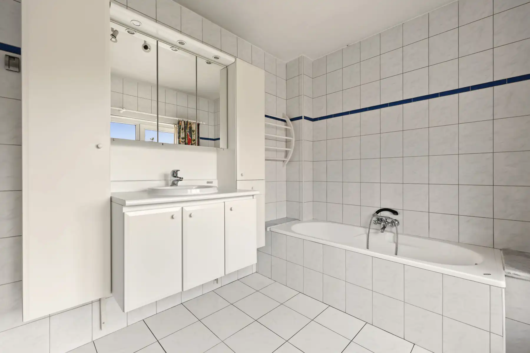 Woning met 3 slaapkamers op een perceel van ca 352m² in het centrum van Merksplas foto 7
