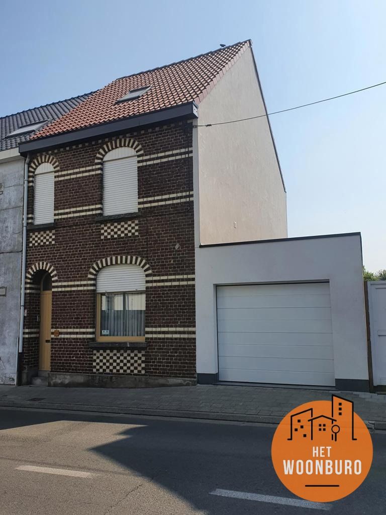 Woning HOB met garage en tuin foto {{pictureIndex}}