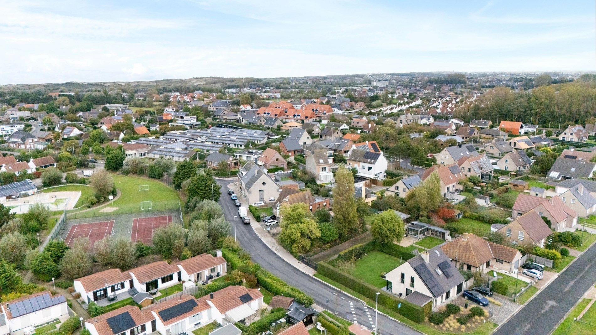 Afbraakpand/bouwgrond te koop op een prachtige residentiële ligging te Bredene! foto 5