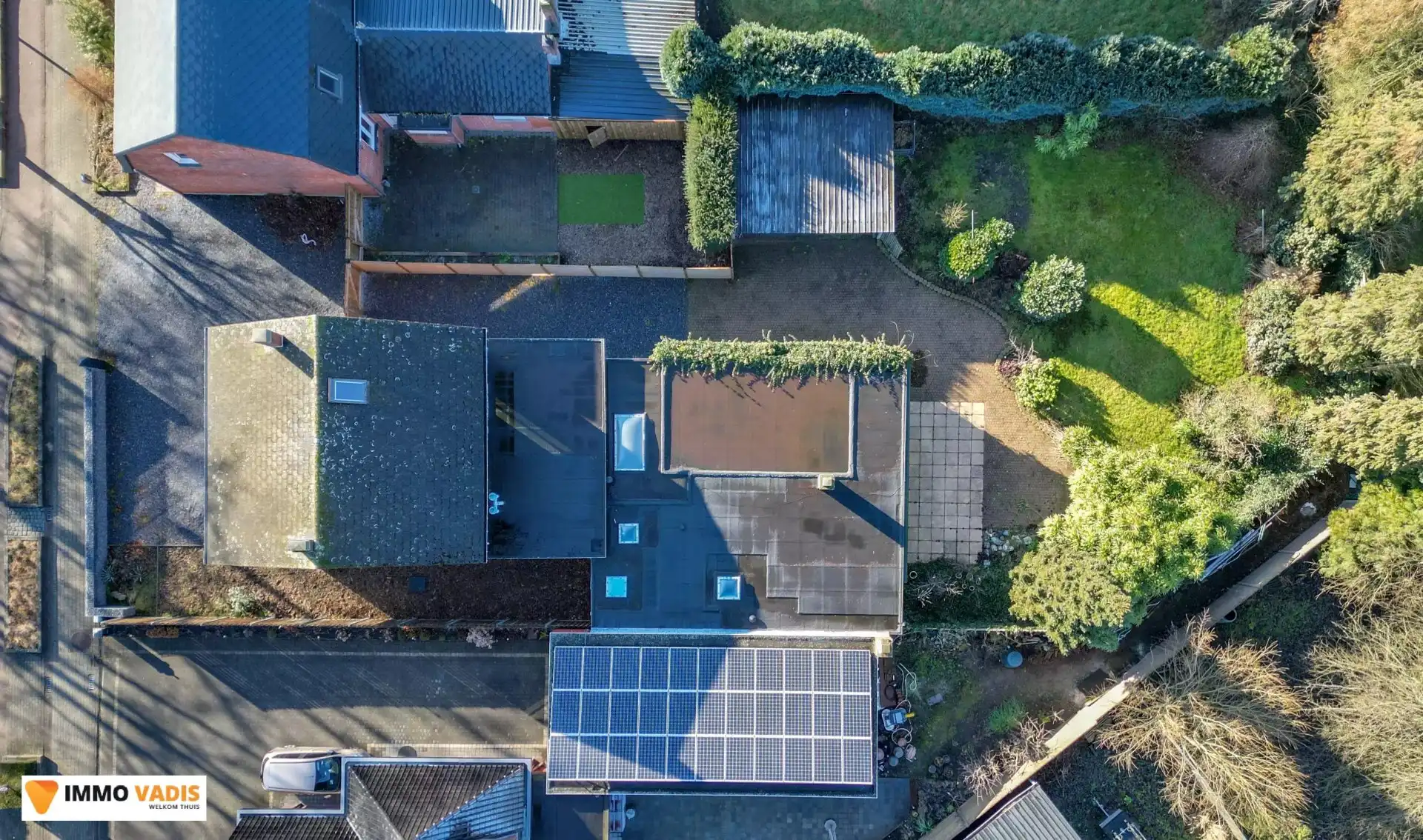 Veelzijdige vrijstaande woning met extra appartement foto 20