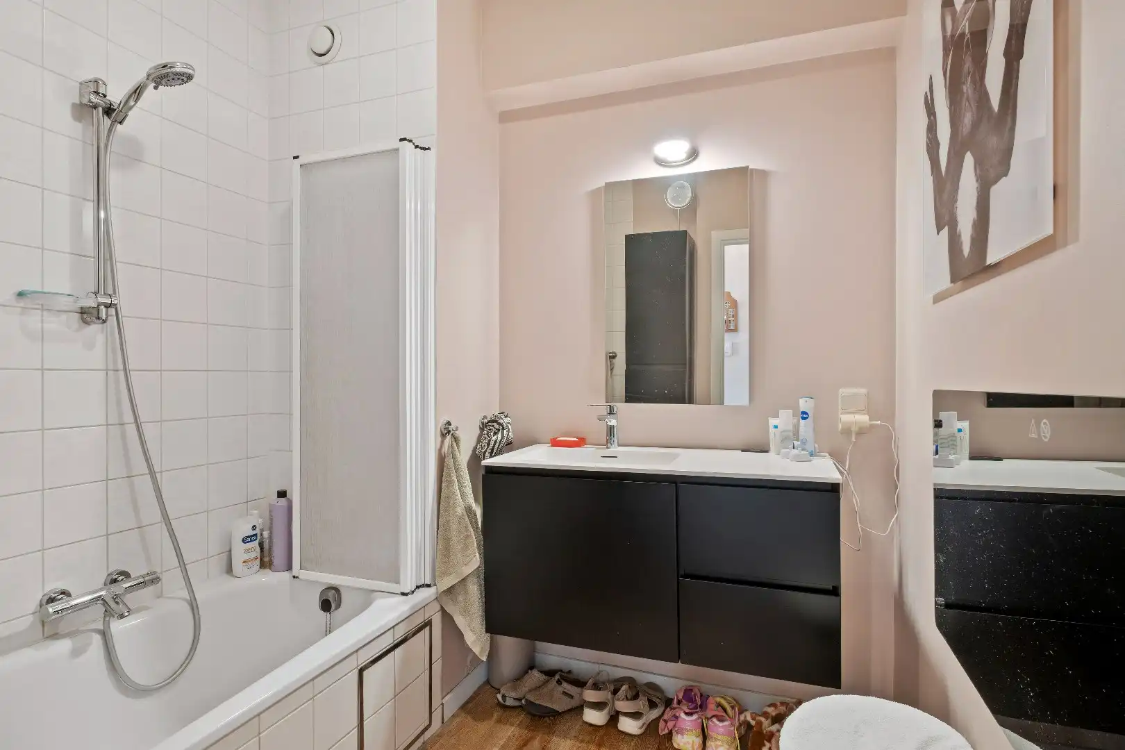 Instapklaar appartement in het hart van Izegem met garagebox foto 12