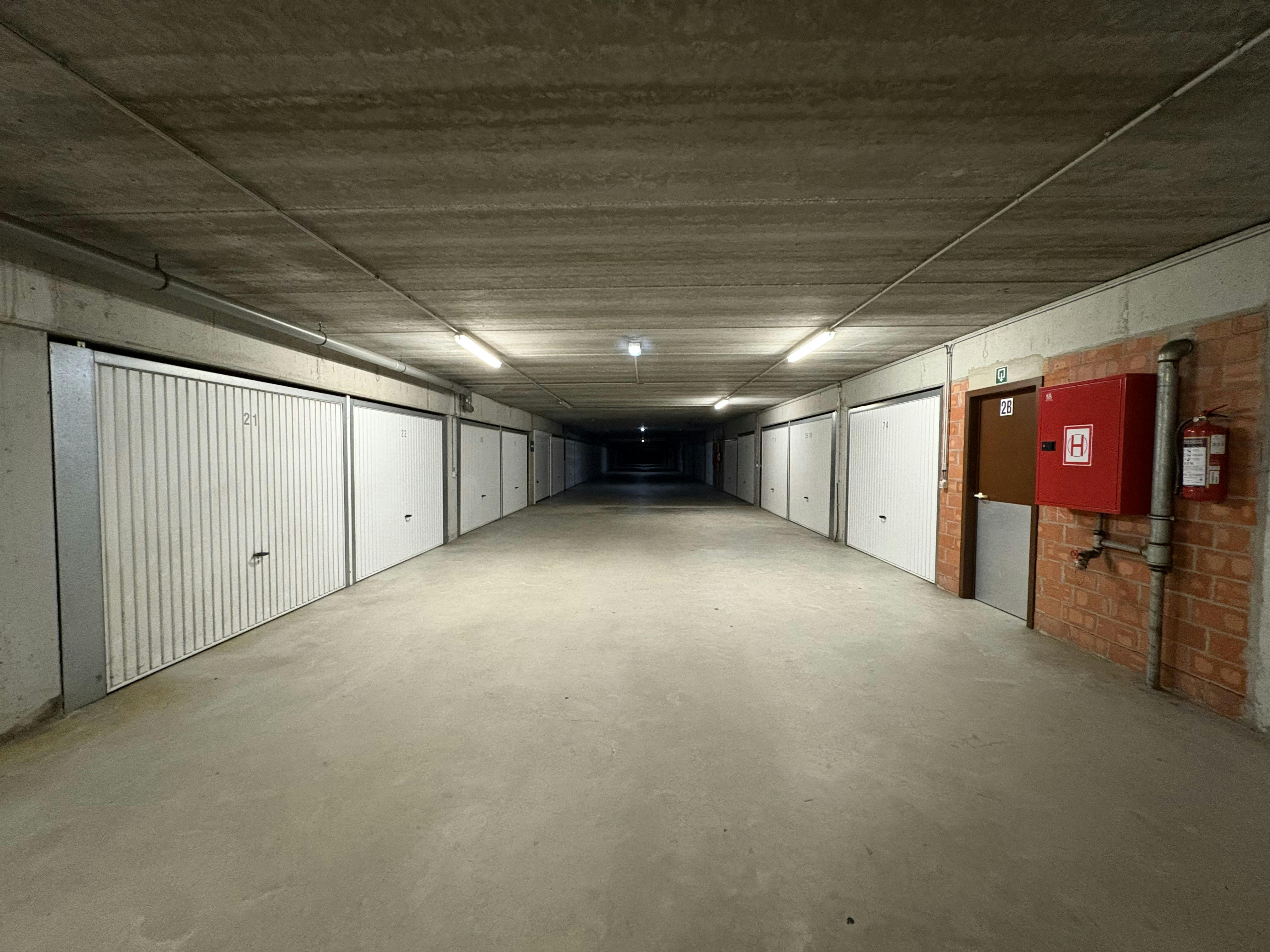 Garagebox te koop in de Residentie Duinenveld, Franslaan 152 foto 6