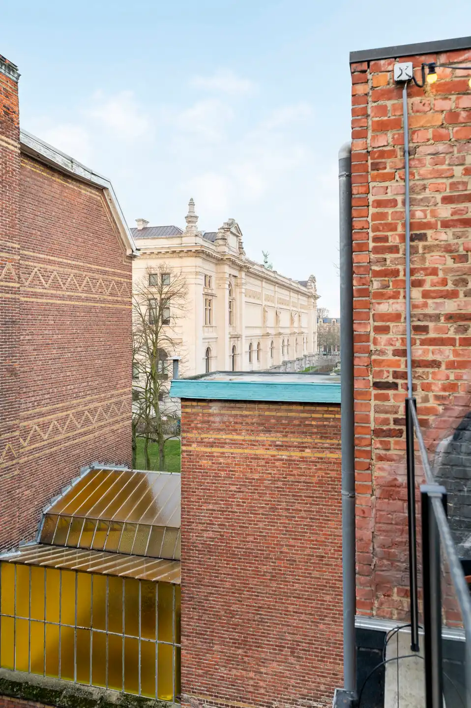 ANTWERPEN - Bijzonder herenhuis foto 14