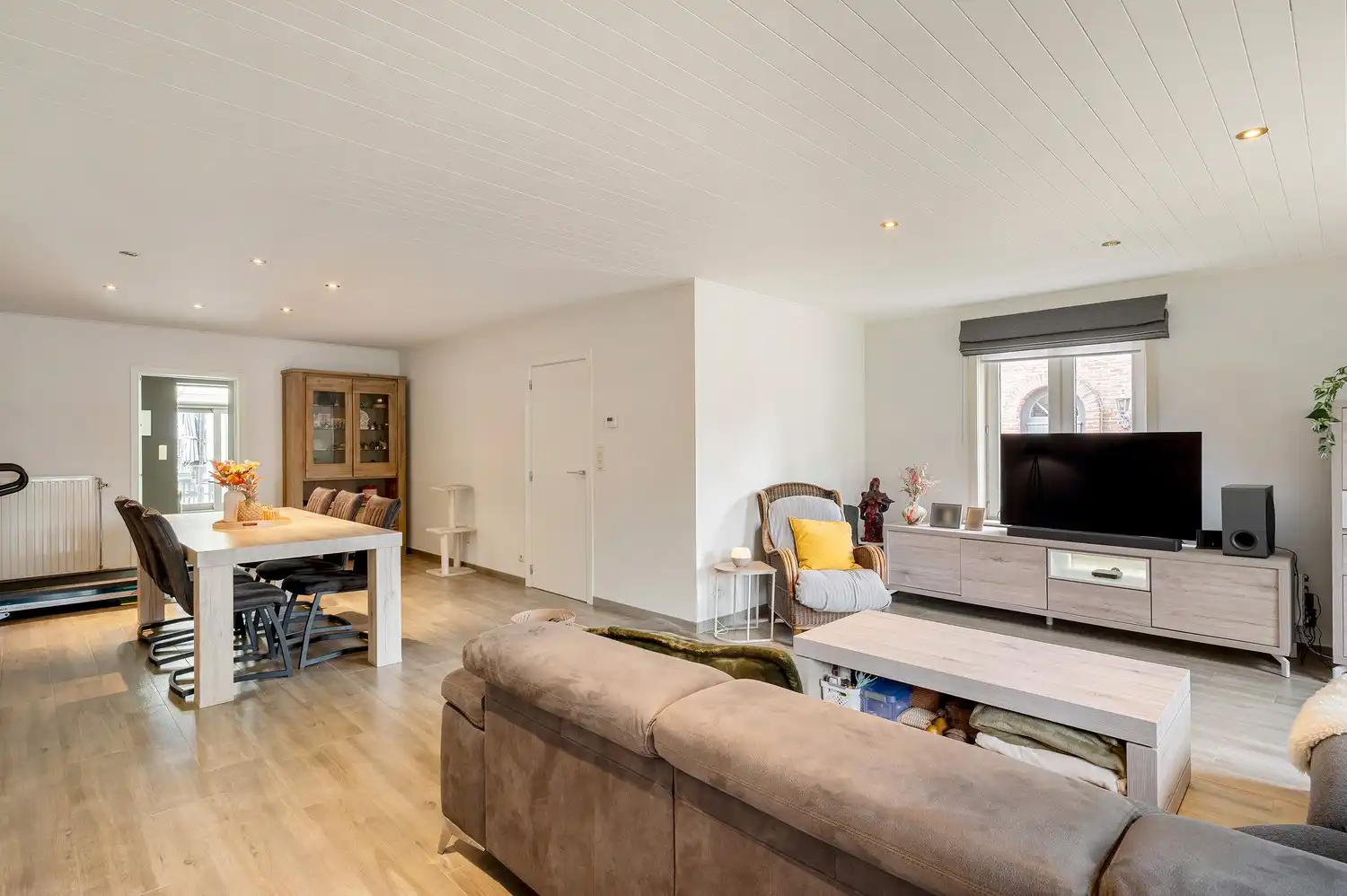 Instapklare HOB op 697 m². foto 4
