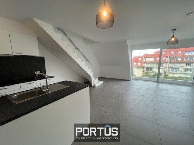 Instapklaar recent appartement met 3 slaapkamers te huur te Nieuwpoort foto 3