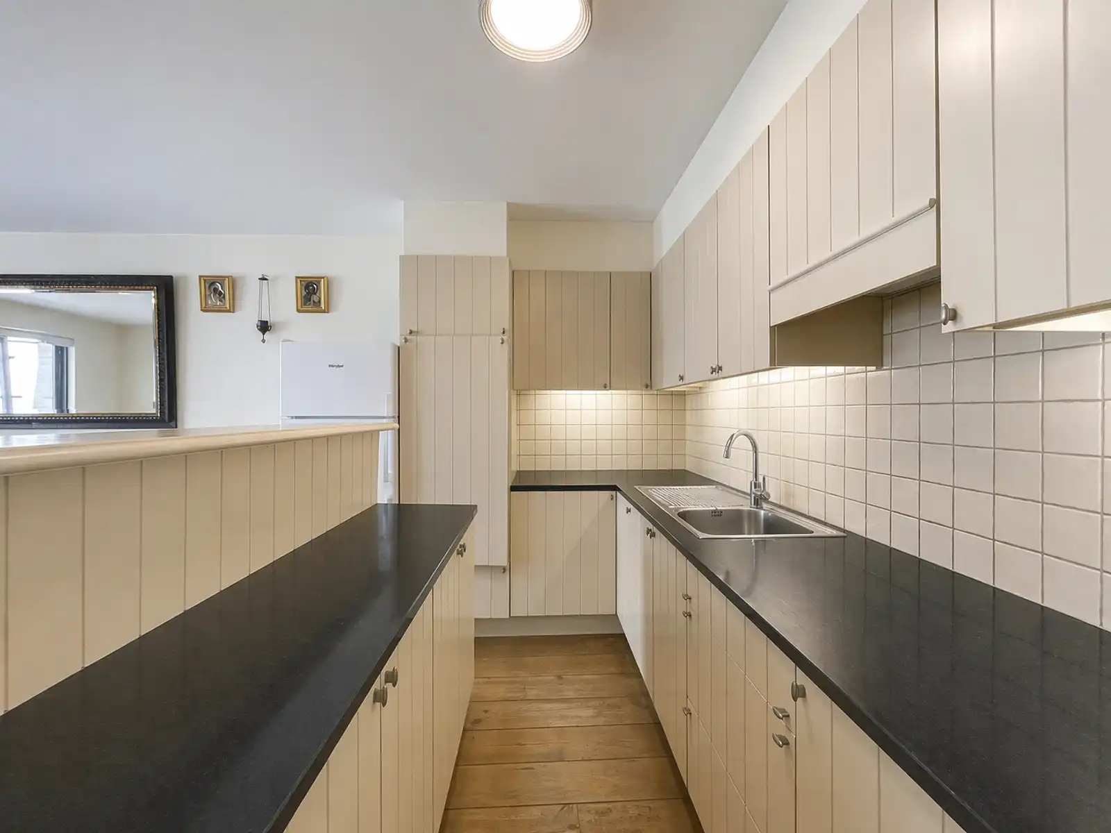 Eénslaapkamerappartement in hartje Zele foto 10