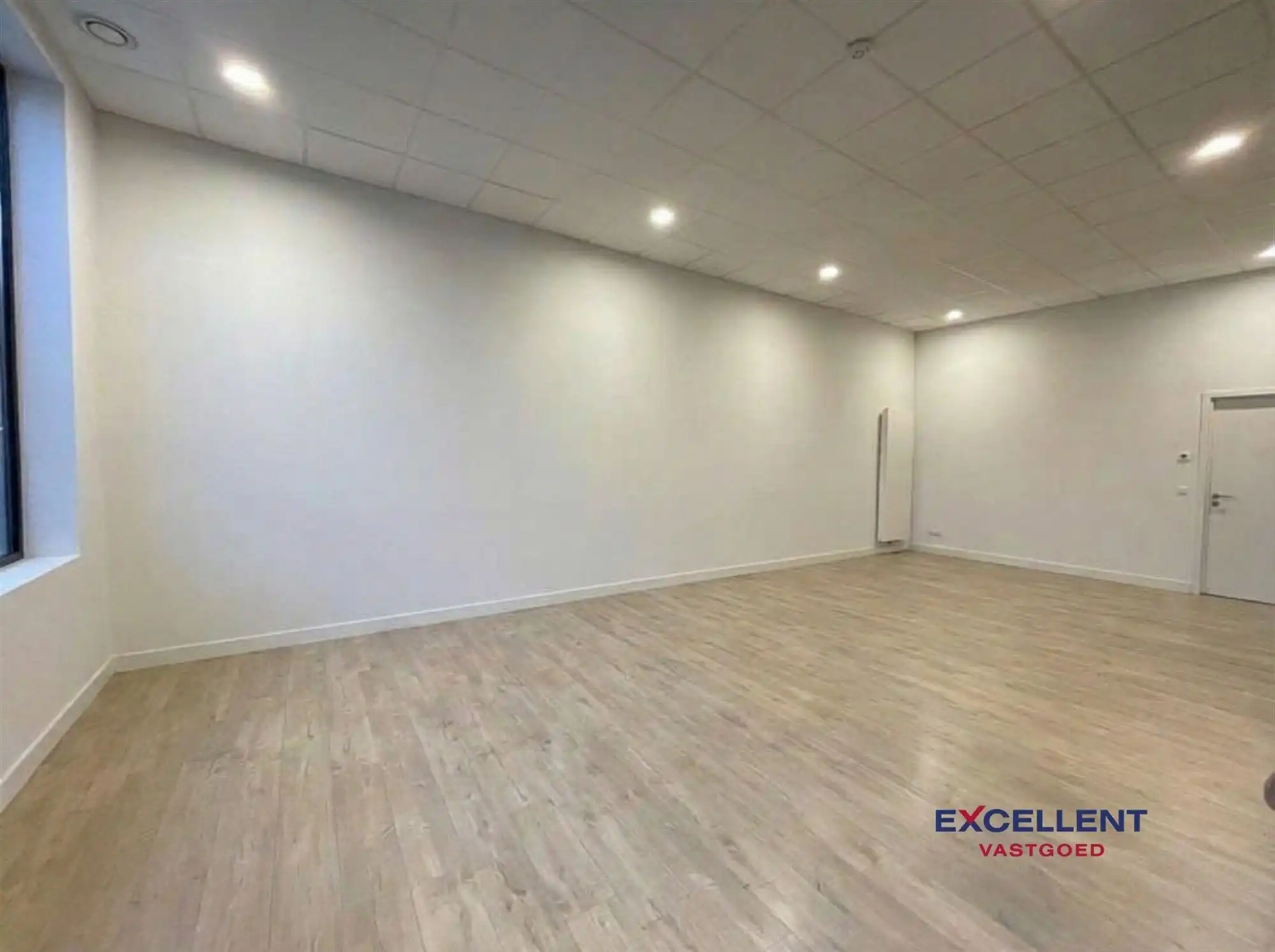 Atelier/workshopruimte te huur op centrale locatie Deinze foto {{pictureIndex}}