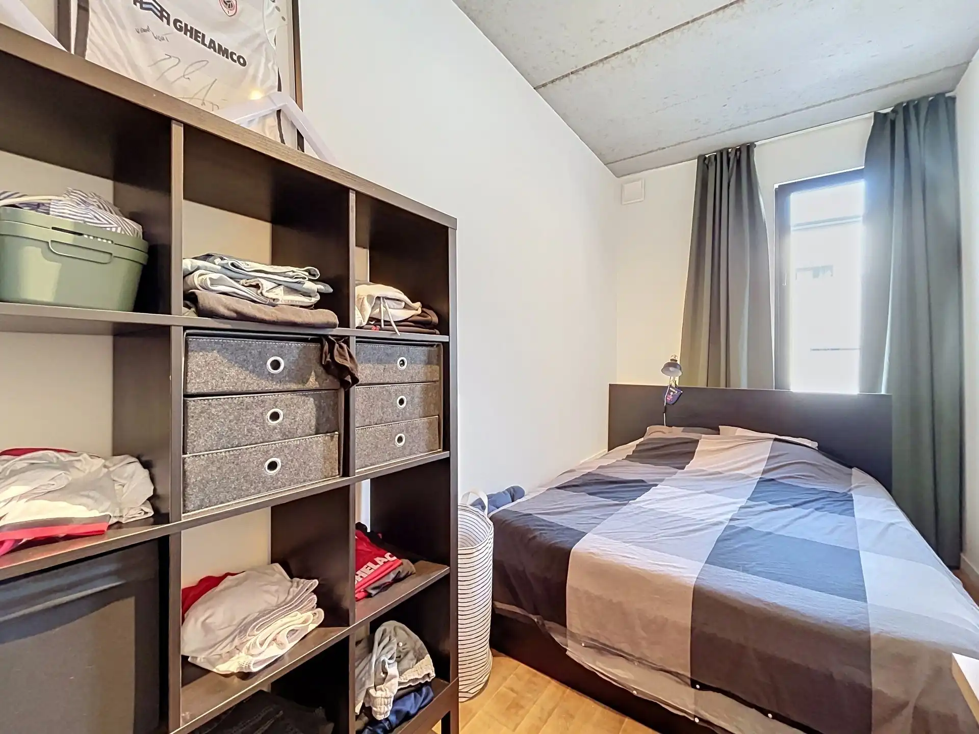 Modern gelijkvloers appartement met tuin van 200m²! foto 16