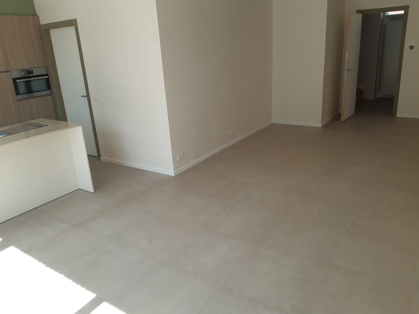 Ruim, stijlvol wonen. foto 5