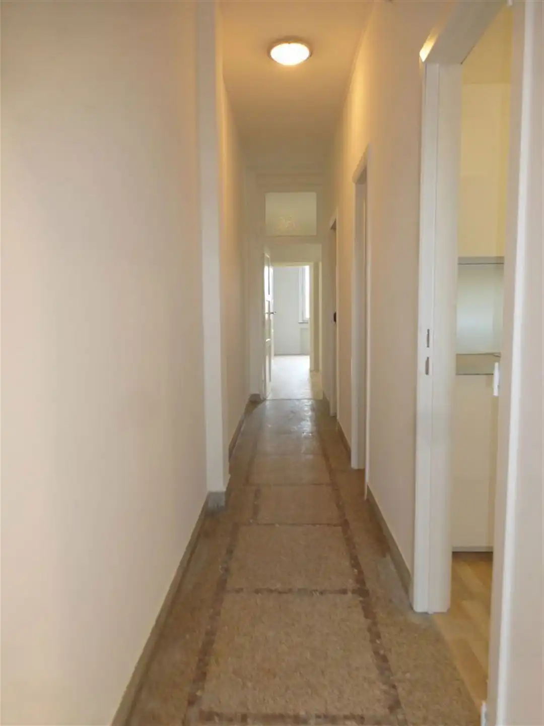 Appartement met 2 slaapkamers - Vlak bij de Beurs foto 5