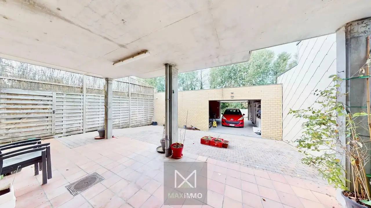 Handelspand met ruime woonst, stadstuin & dubbele garage in Rekkem foto 15