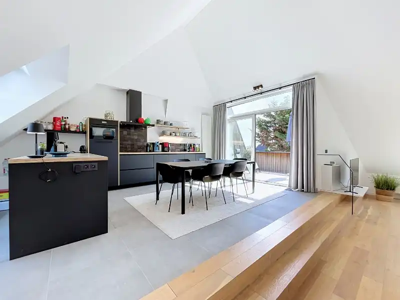LUXUEUS DUPLEX-APPARTEMENT VLAKBIJ DE ZEE foto 10