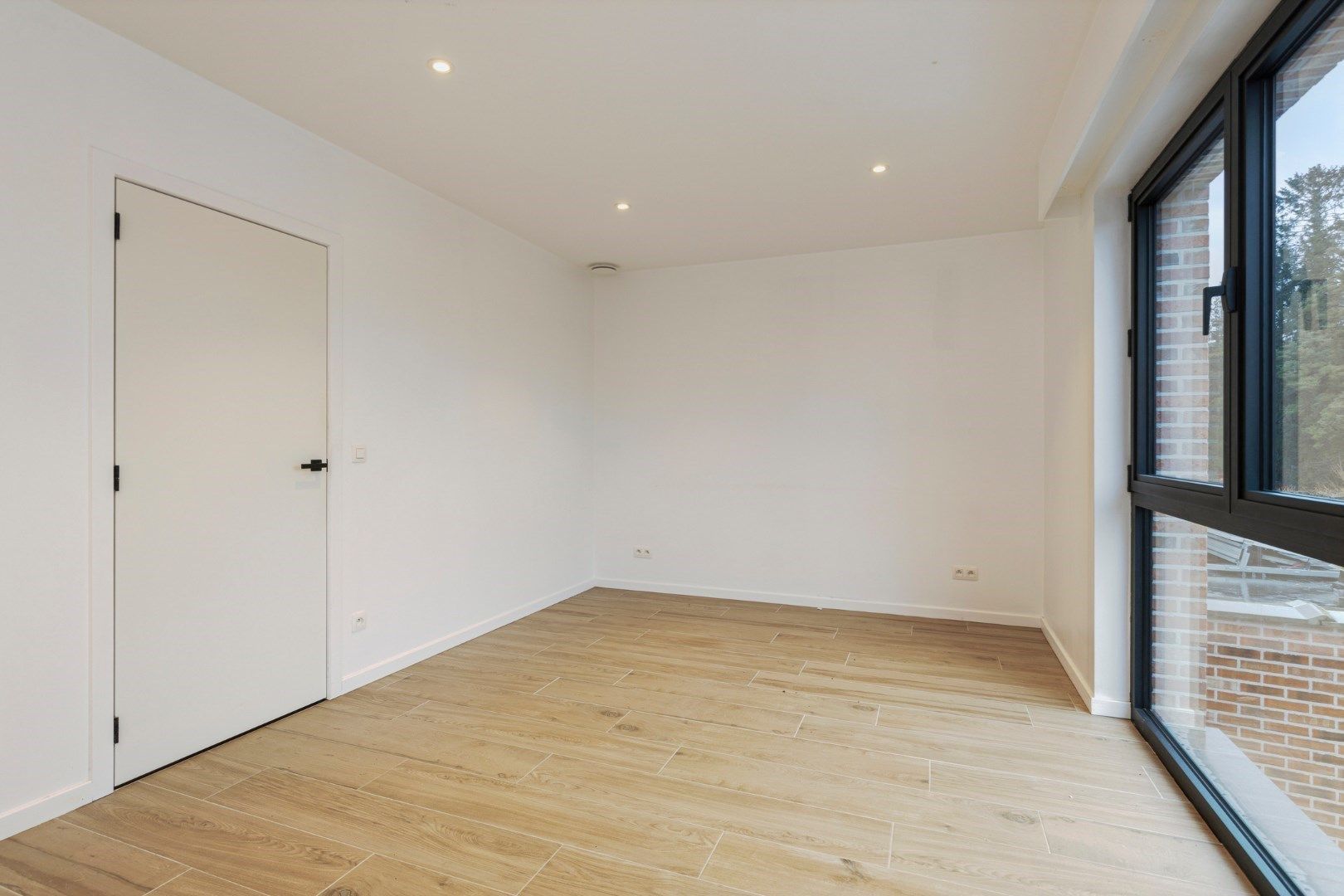 Prachtig gerenoveerde woning met 3 slaapkamers, 2 badkamers en een bewoonbare oppervlakte van 130m² foto 10