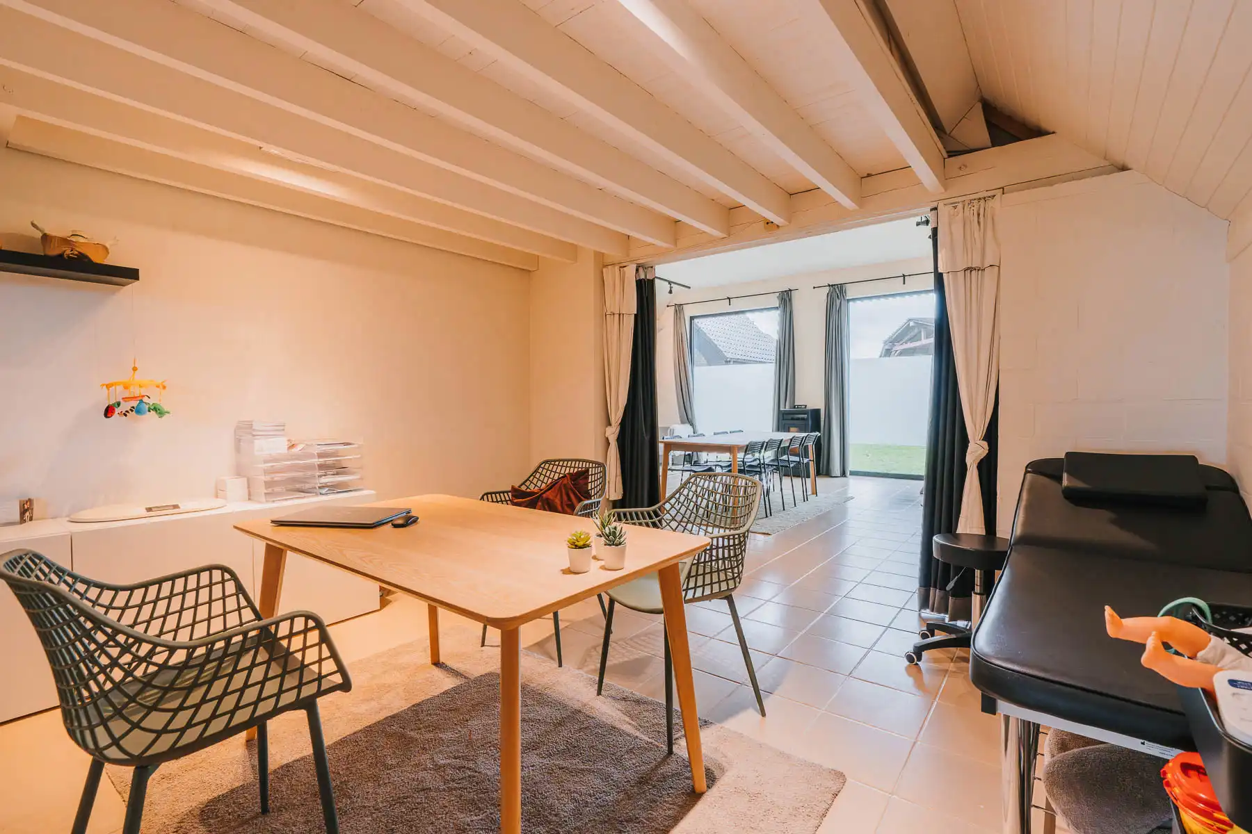Ruime gezinswoning met praktijkruimte/kangoeroewoning foto 29