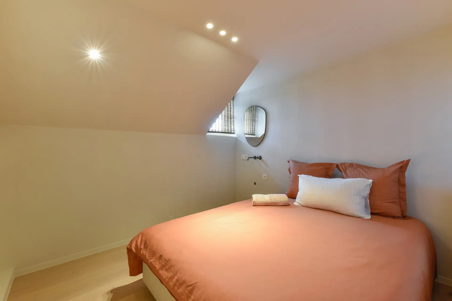 Gerenoveerde parel aan het Zegemeer (4SLPK) foto 34