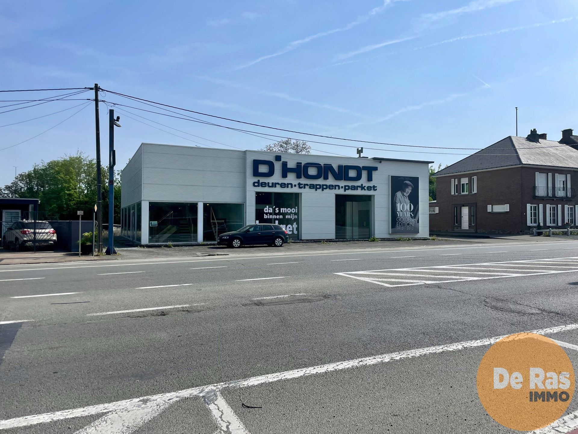 ERPE- MERE - Commercieel gebouw op A+ locatie foto {{pictureIndex}}