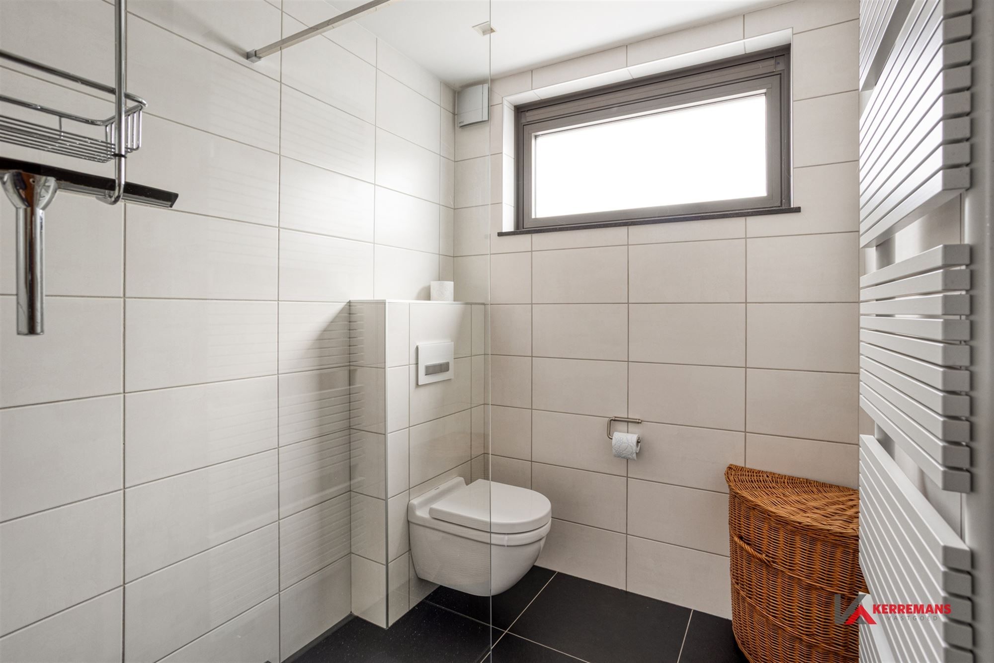 Woning met 3 slaapkamers, garage en tuin.  foto 15