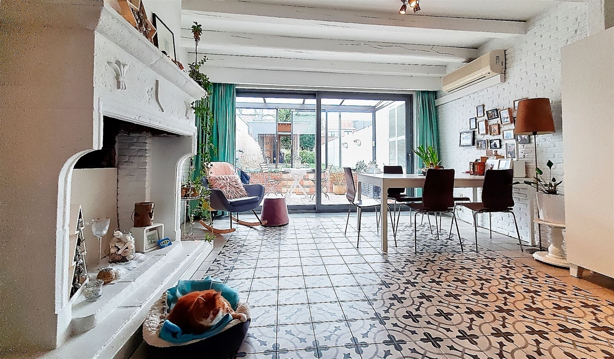 Volledig instapklaar handelspand met woonst foto 4