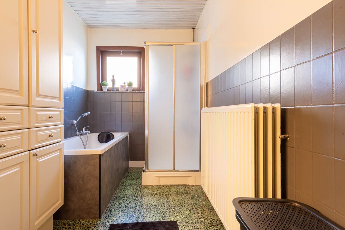 Woning met 3 slaapkamers op mooie locatie, 6are 23ca, dicht aan natuur, centrum en station foto 13