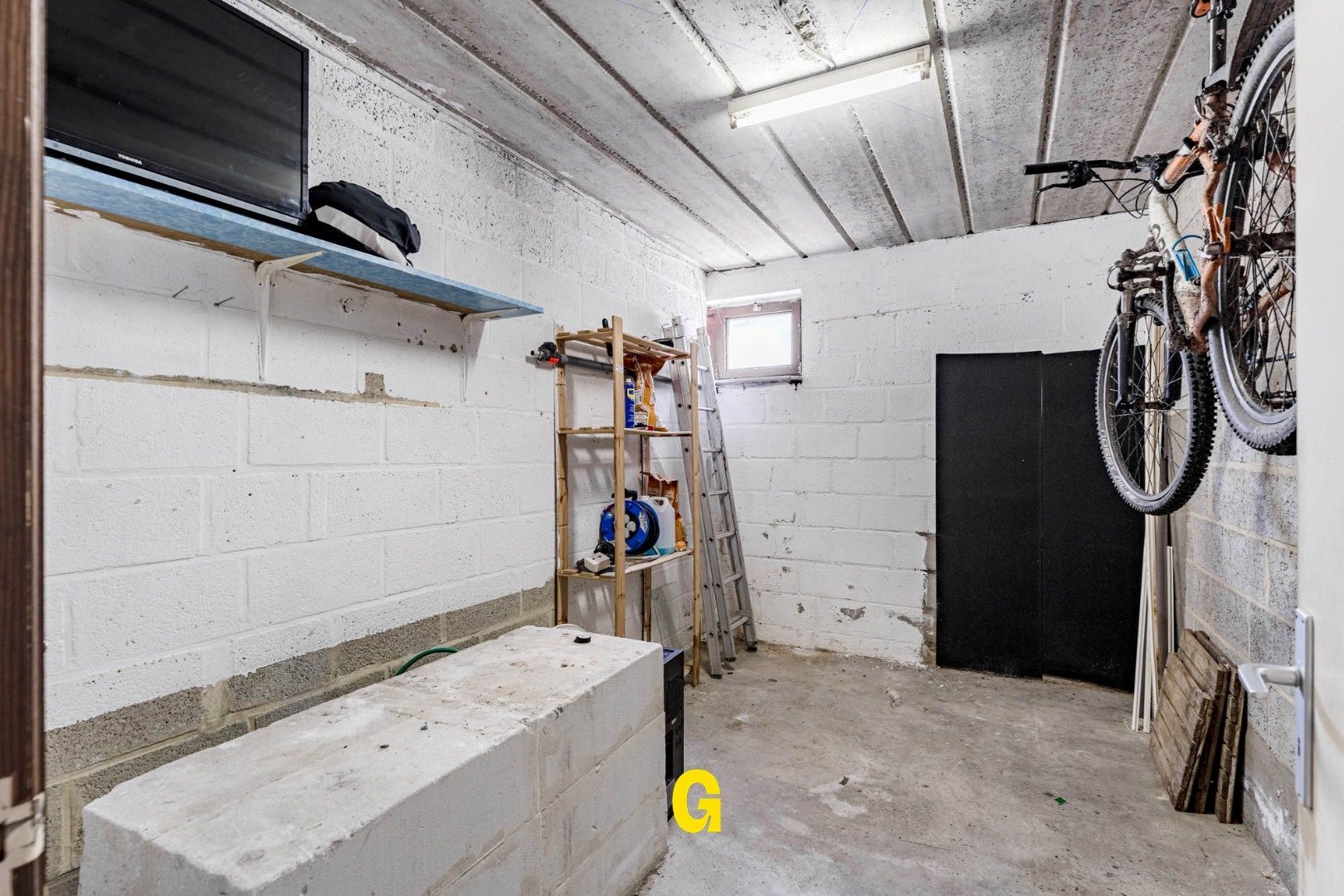 Verzorgd tweeslaapkamer-appartement met garage en berging op enkele minuutjes van het centrum van Munsterbilzen foto 22