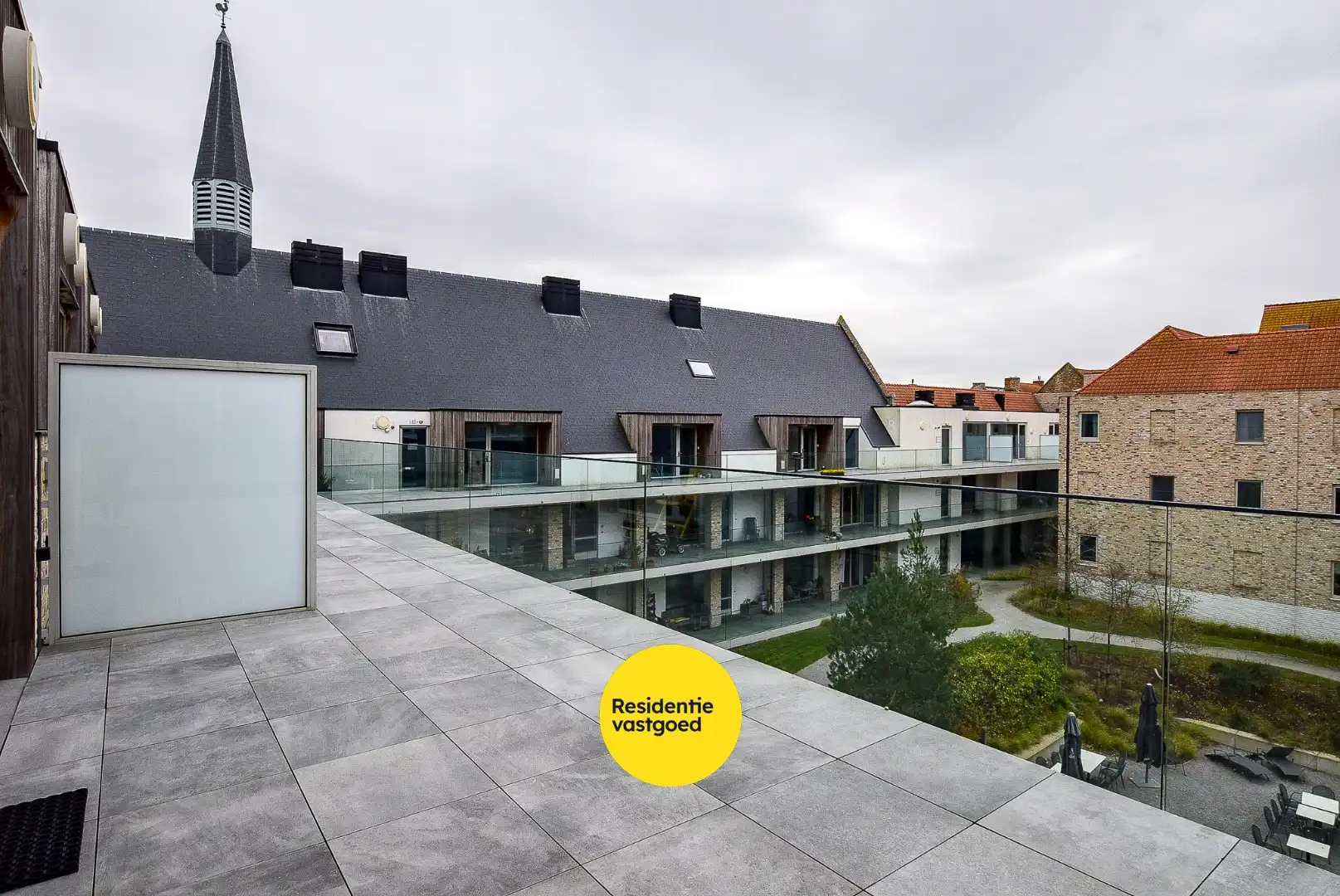 Prachtig 1-slaapkamerappartement (assistentiewoning) in Residentie Clarenhof, uniek wonen in hartje Nieuwpoort.  foto 17