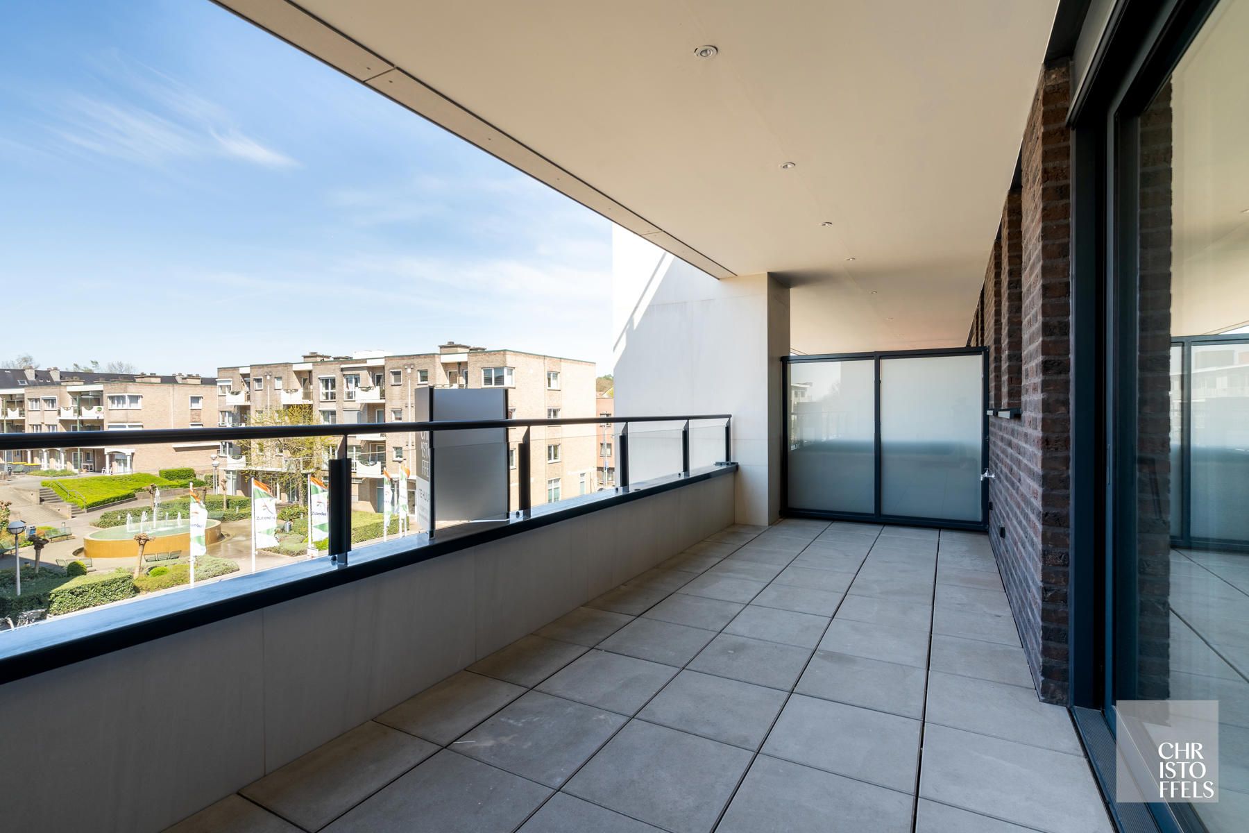 TE HUUR - Modern 1-slaapkamerappartement in het centrum van Zutendaal! foto 4