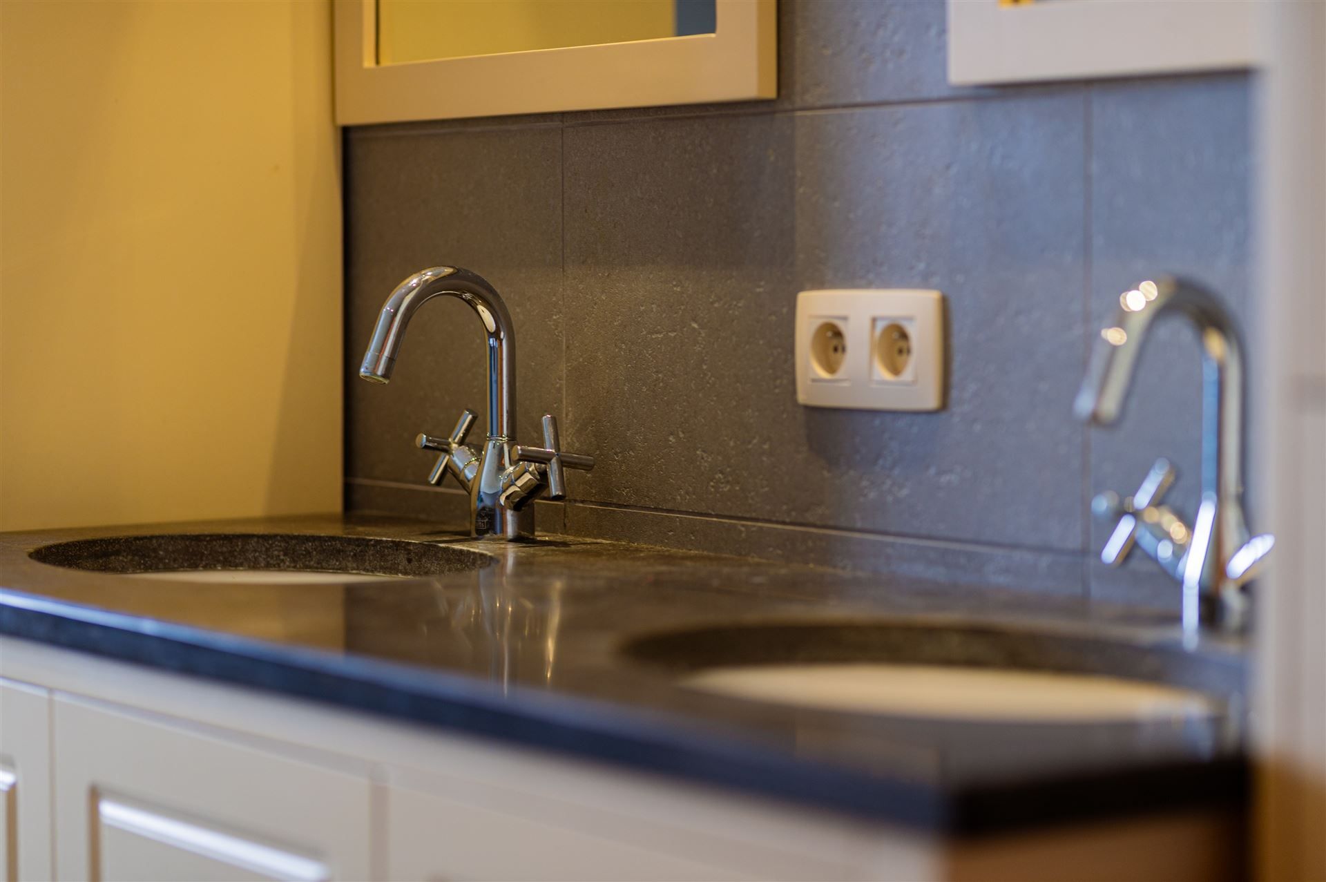 Ruime 4-slaapkamerwoning op een perceel van 48are in Parike! foto 16