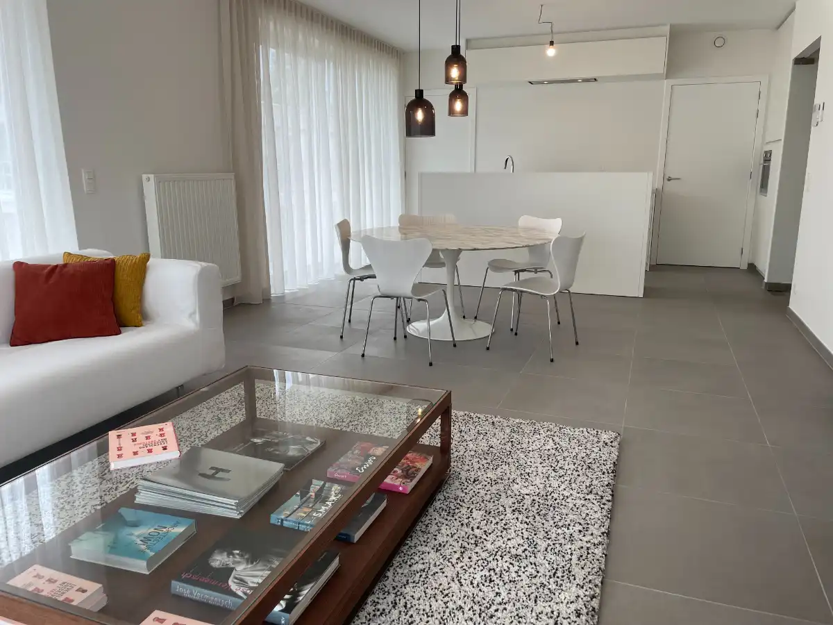 Nieuwbouw twee-slaapkamer appartement foto 16