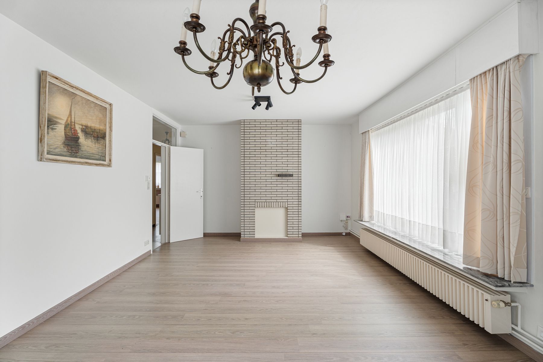 Ruim 3 slpk. gelijkvloersappartement te Sint-Michiels foto 5