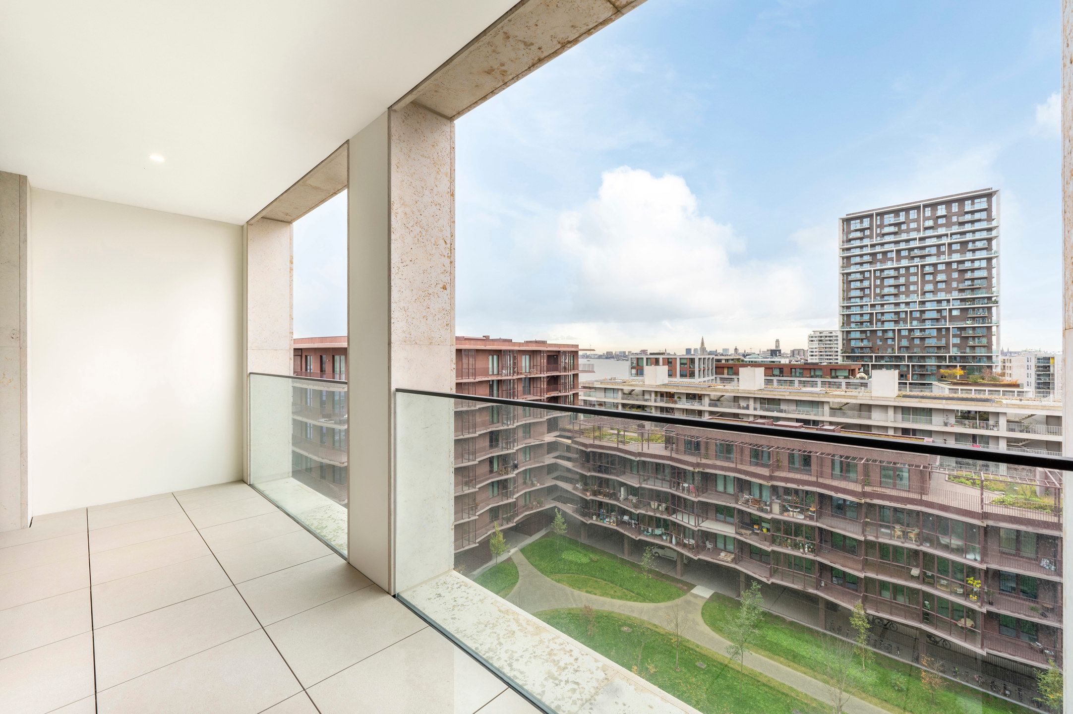ANTWERPEN - Duplex penthouse appartement te Nieuw-Zuid foto 8