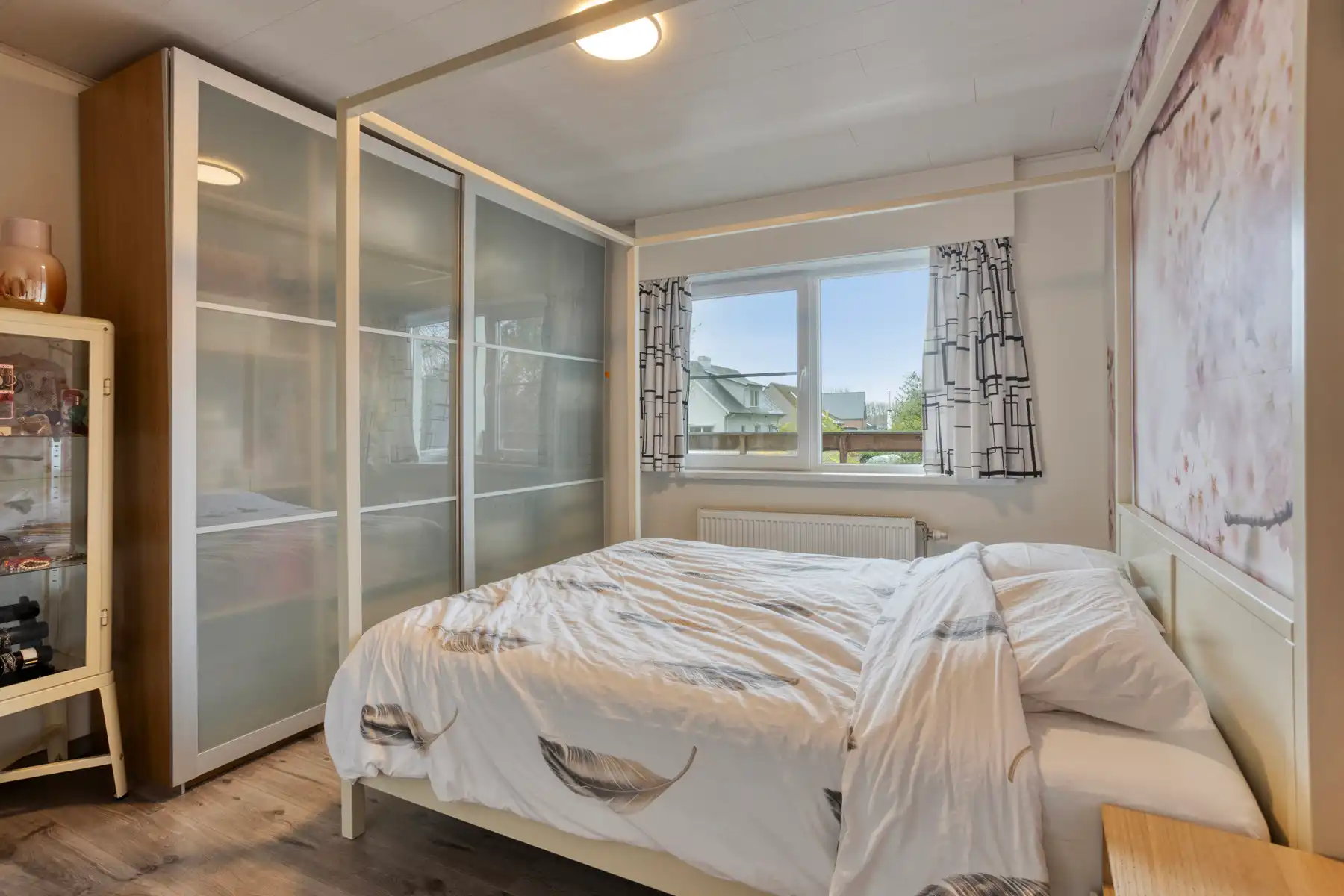 Rustig gelegen, gerenoveerd 2-slaapkamer appartement foto 8