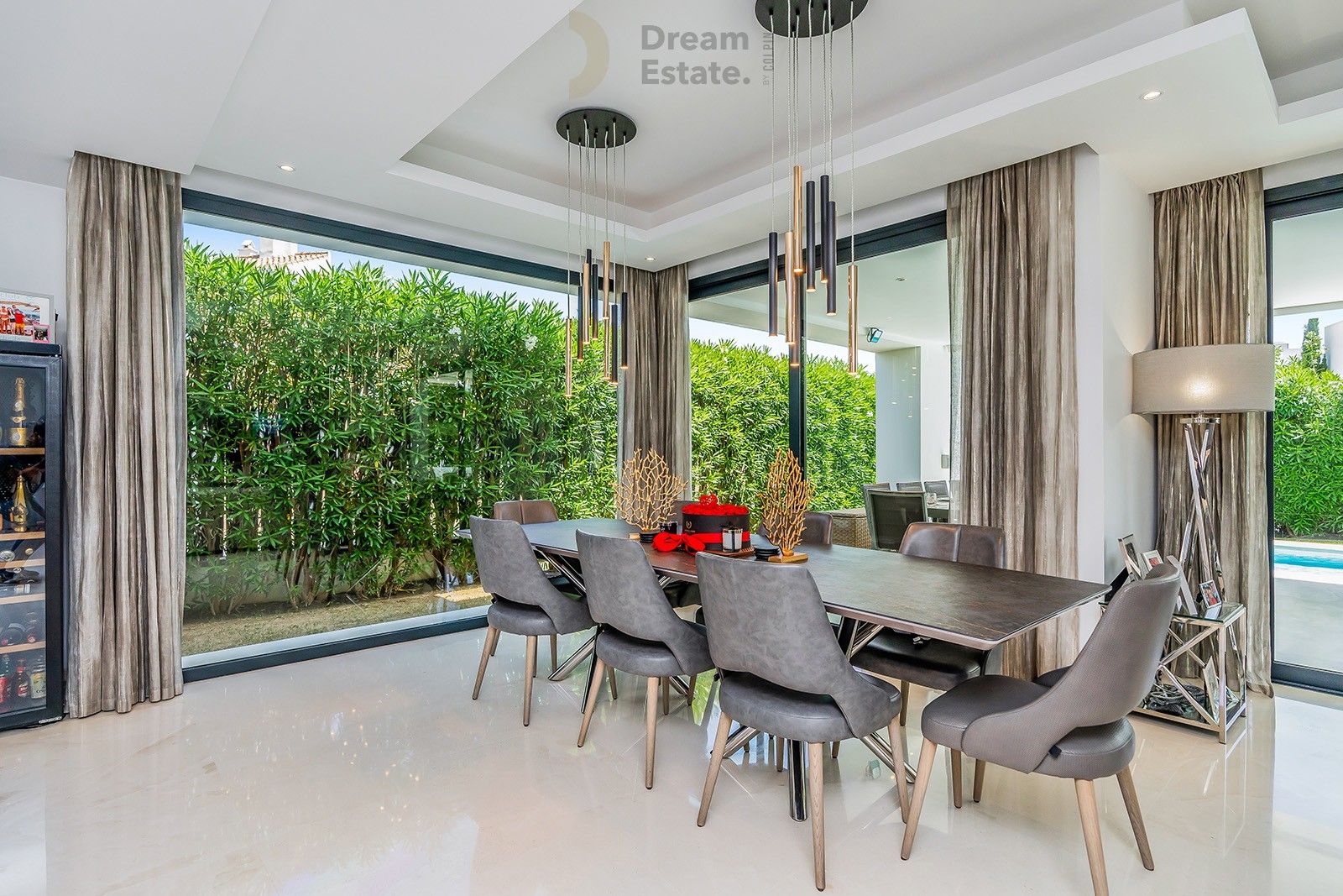 Moderne villa in de wijk El Paraiso, Estepona. foto 13
