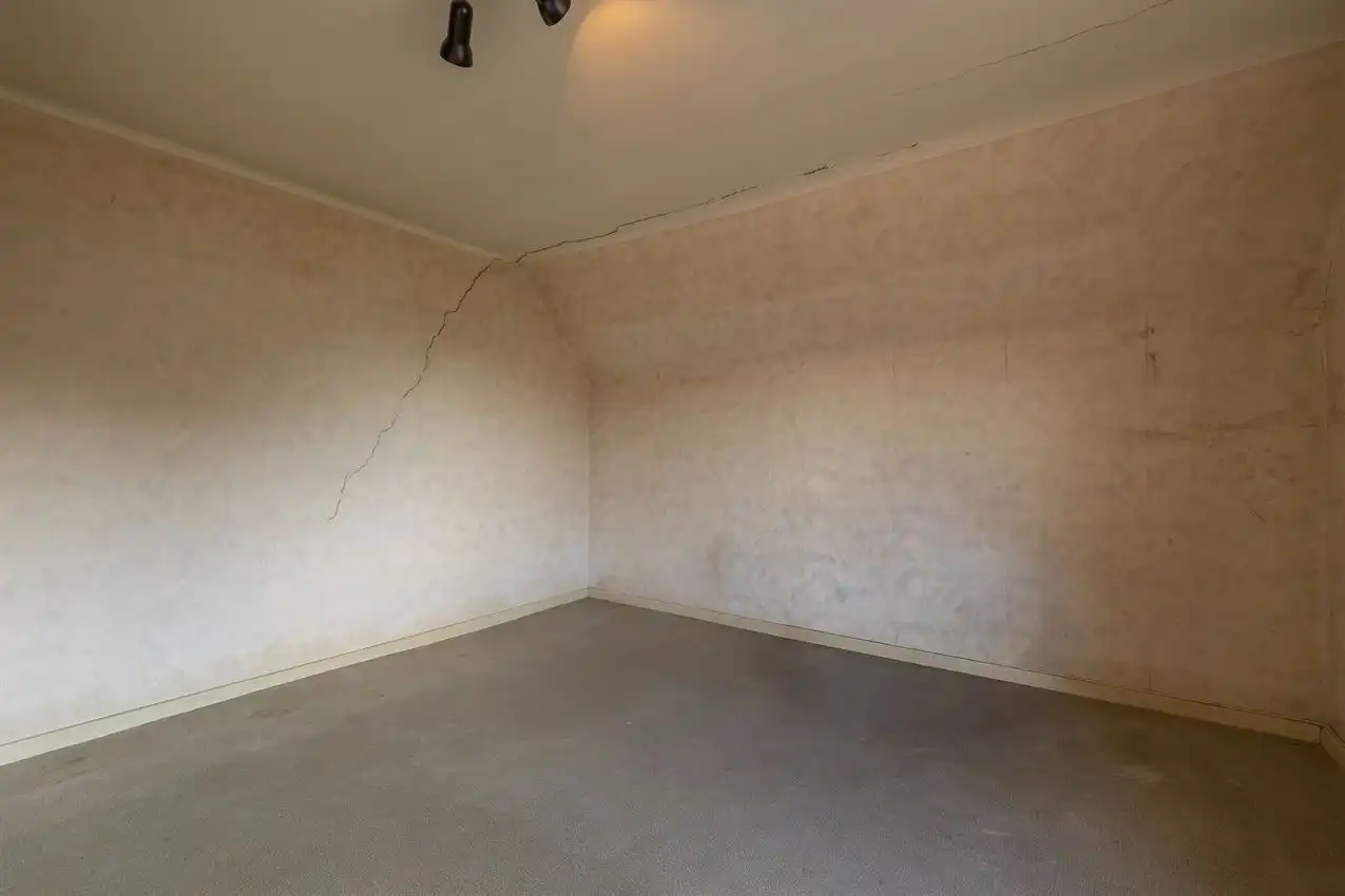 Te renoveren woning met ruimte, rust en potentieel foto 21