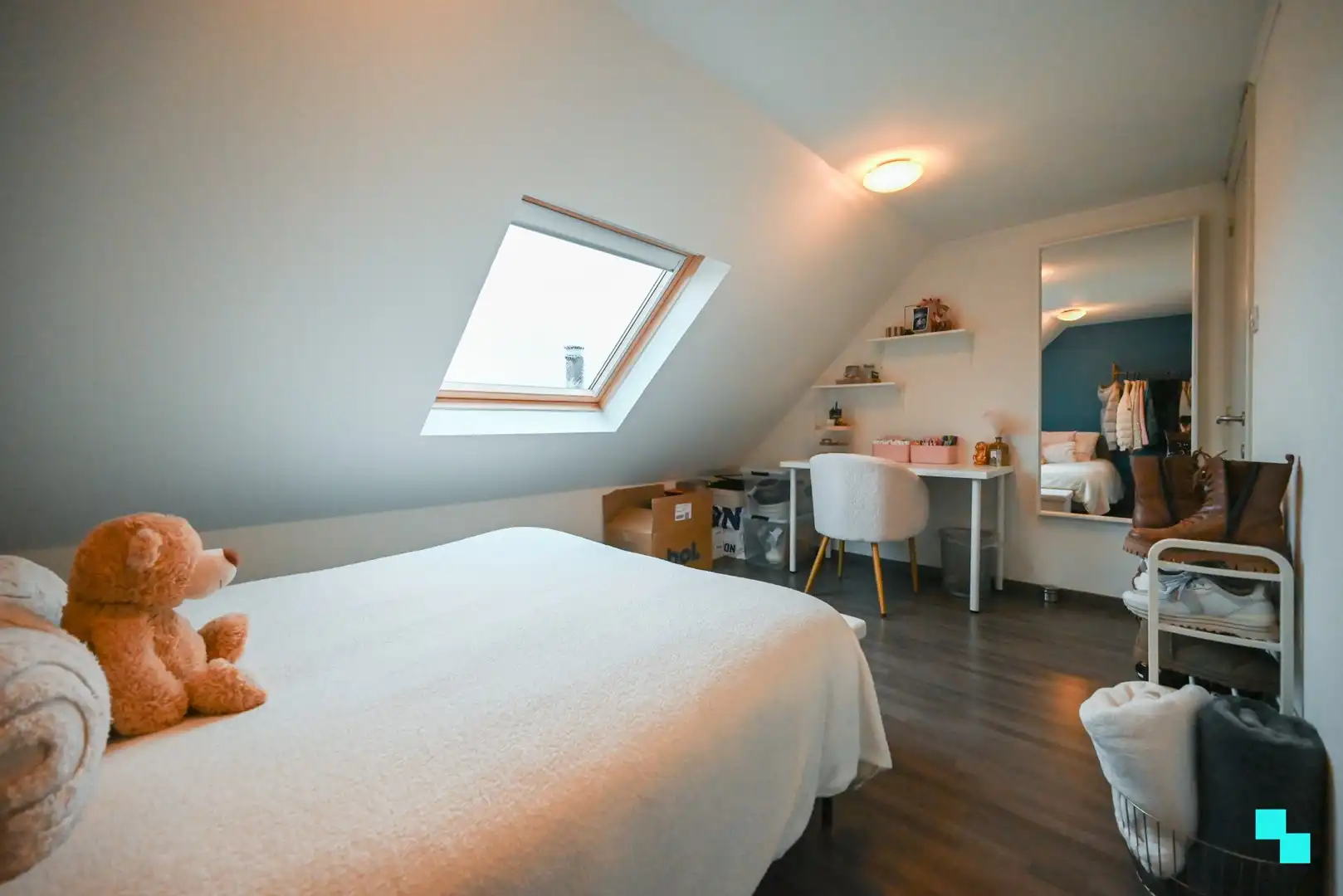 Instapklare ééngezinswoning met vier slaapkamers te Izegem foto 24