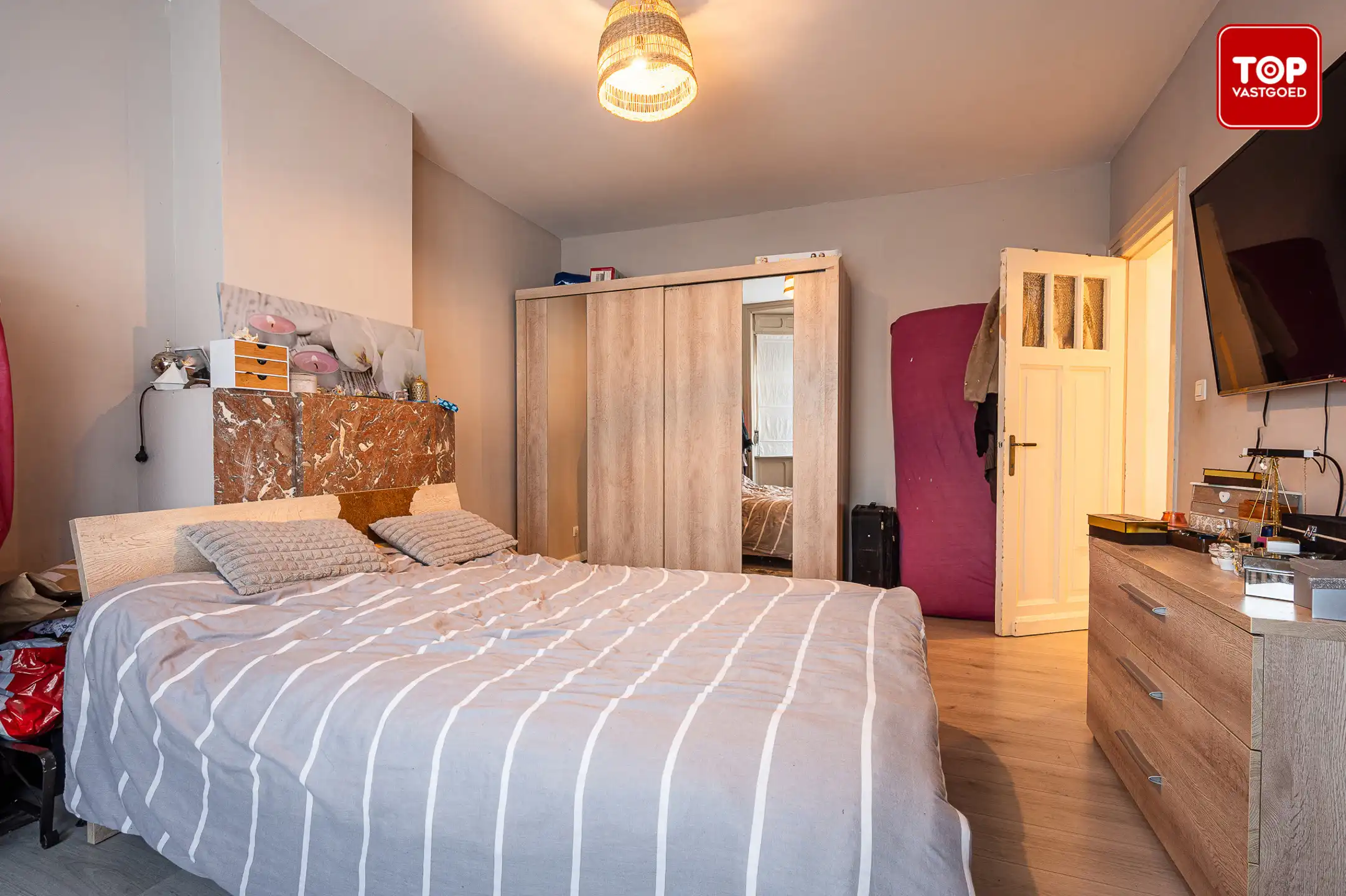 Gezinswoning te koop in hartje Deinze foto 21