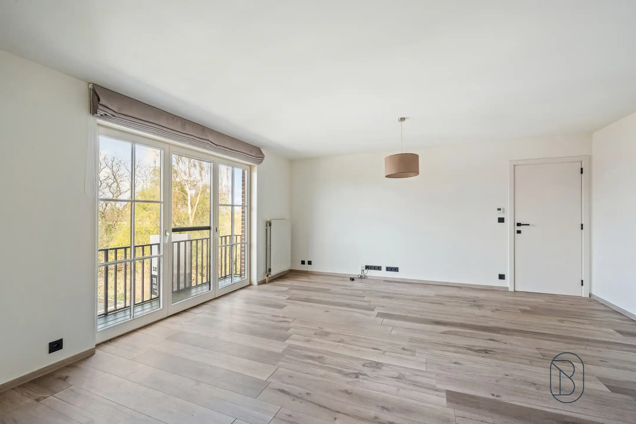 Instapklaar 2-slaapkamerappartement met garage in Harelbeke foto 6