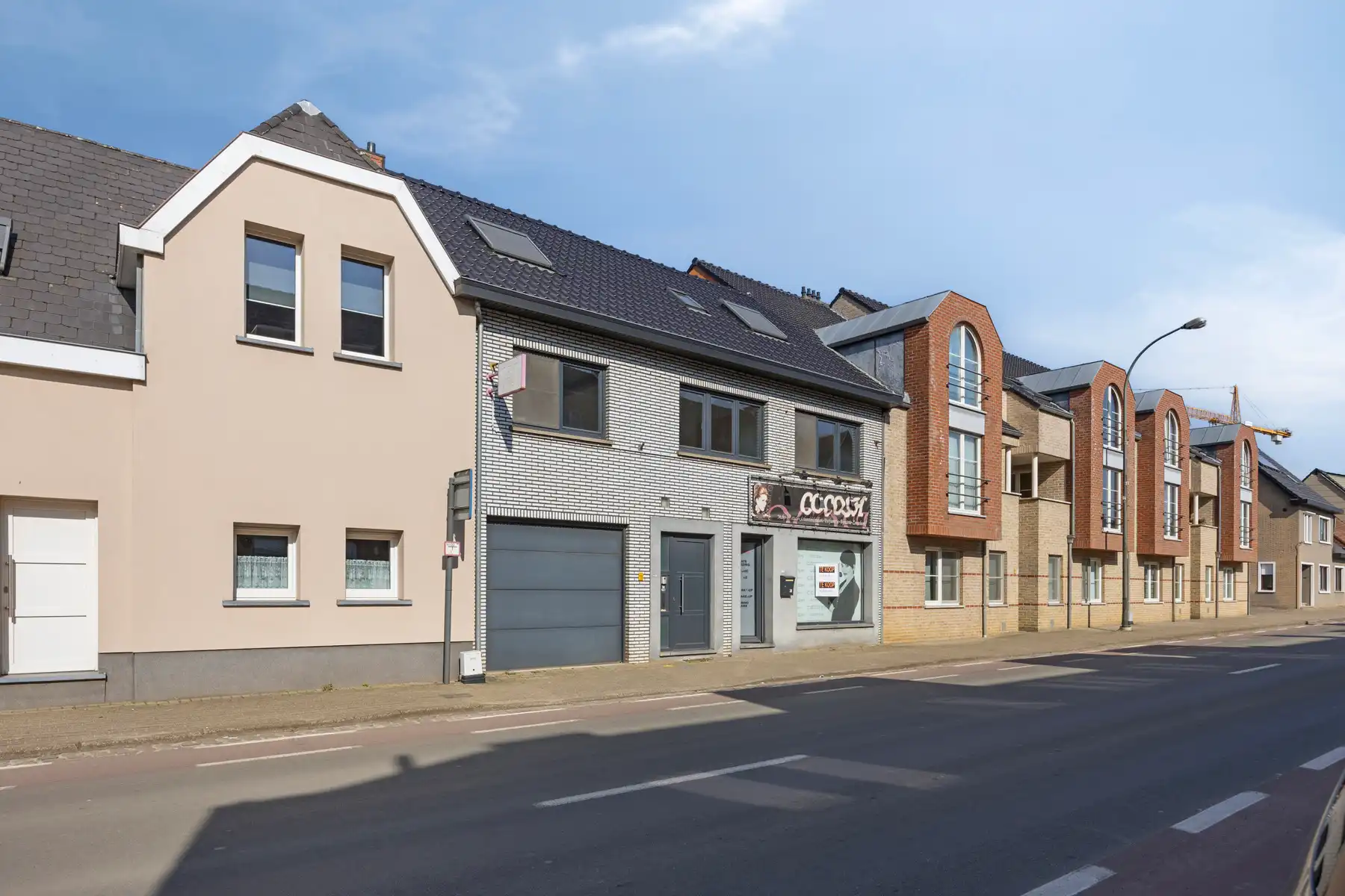 Unieke Kans! Stijlvol & Instapklaar Handelspand op Toplocatie in Koersel foto 15