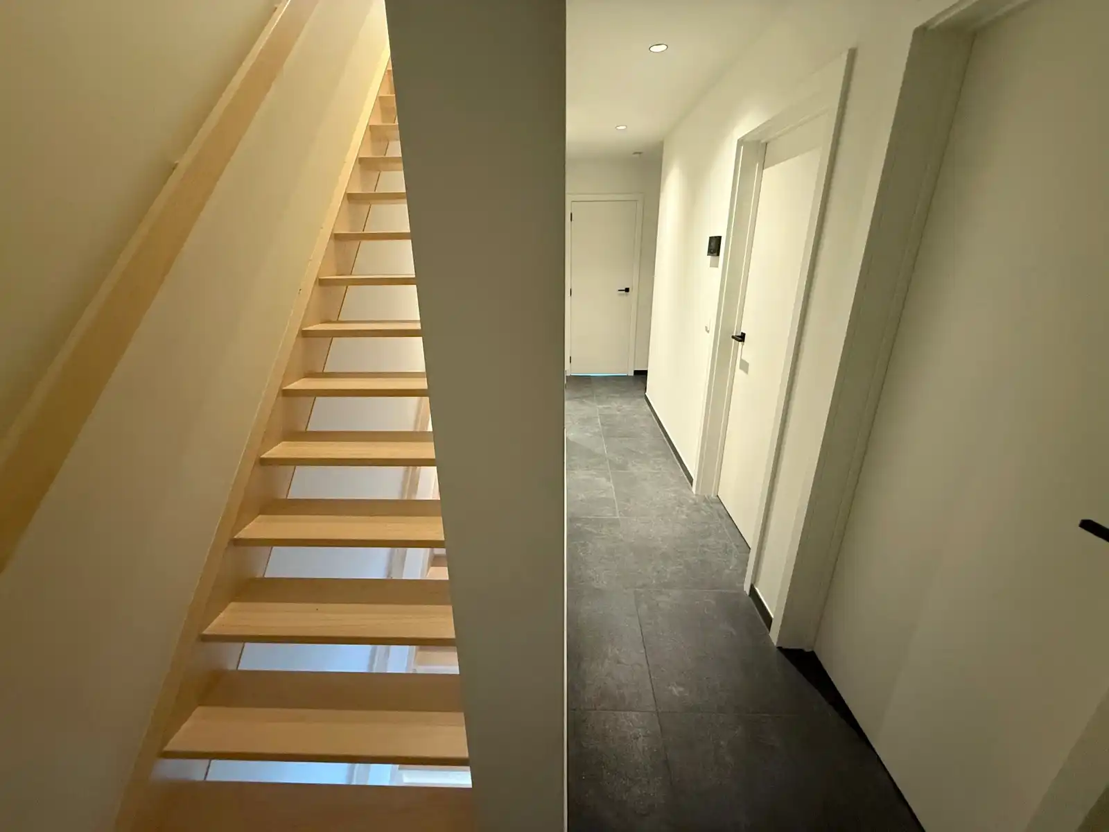 Energiezuinig woning met 4 slaapkamers, 2 badkamers en tuin foto 22