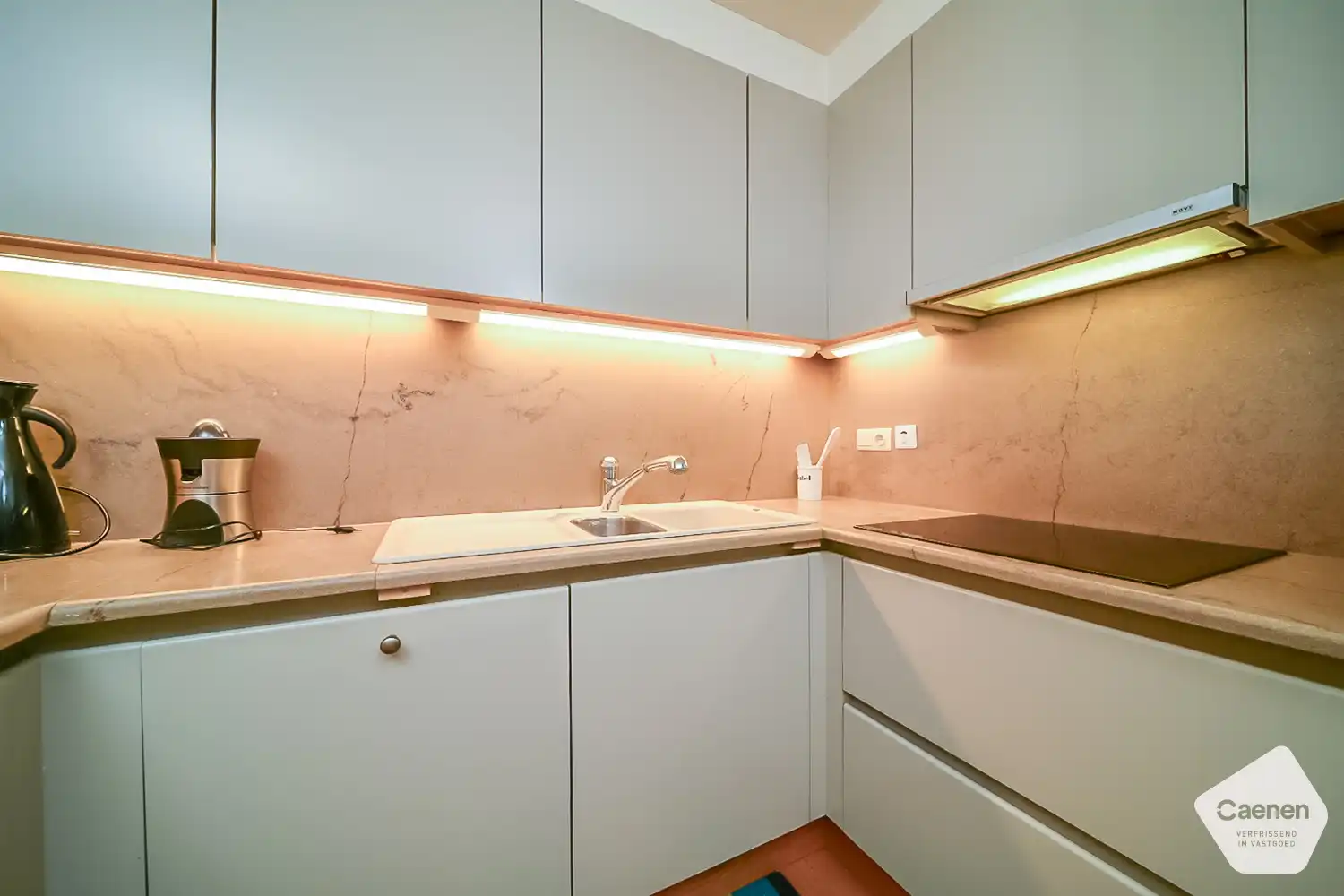 Exclusief wonen aan zee – instapklaar 2-slaapkamerappartement met adembenemend frontaal zeezicht foto 9