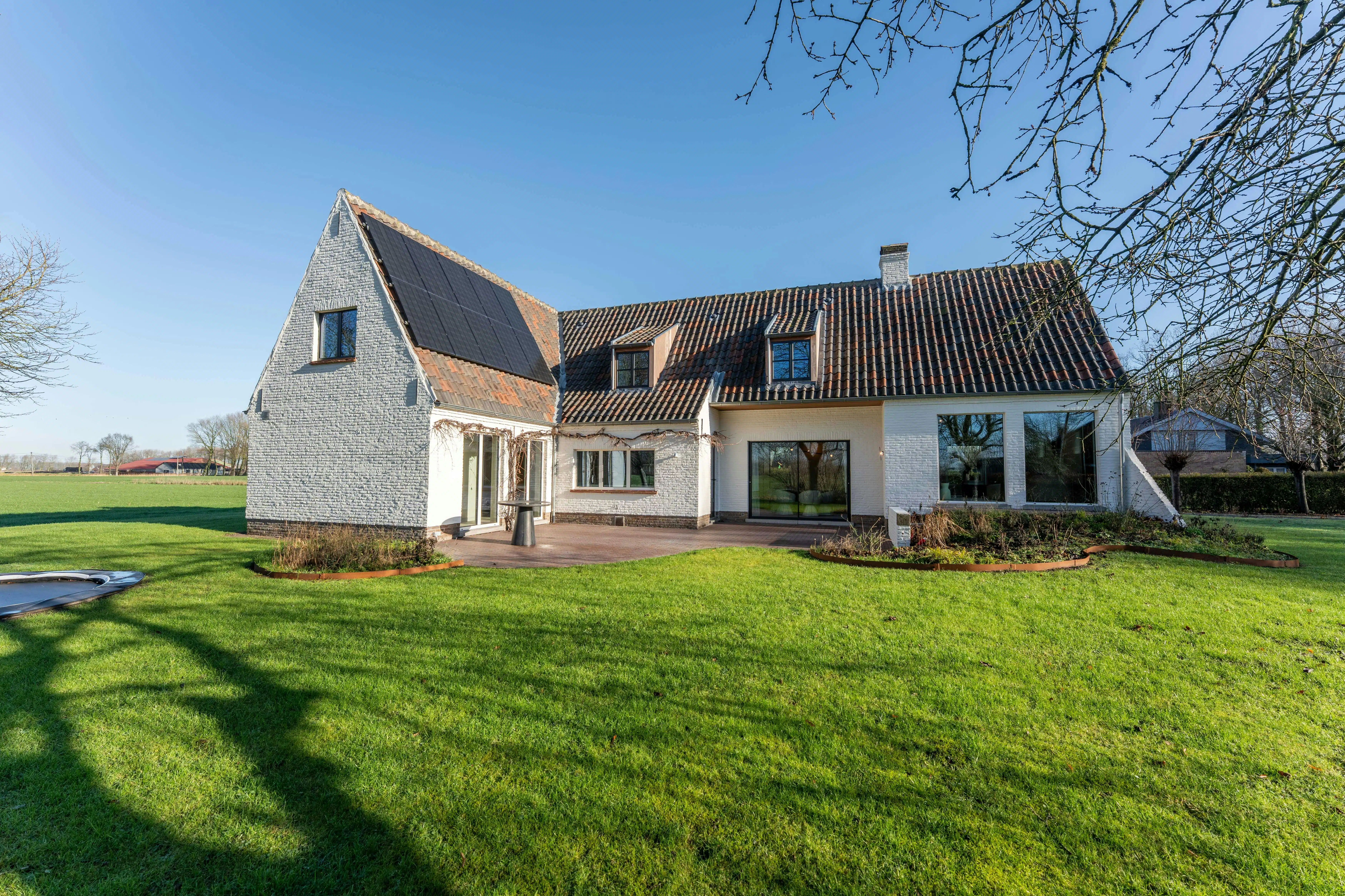 Adembenemende villa te Sint-Kruis / Damme foto {{pictureIndex}}