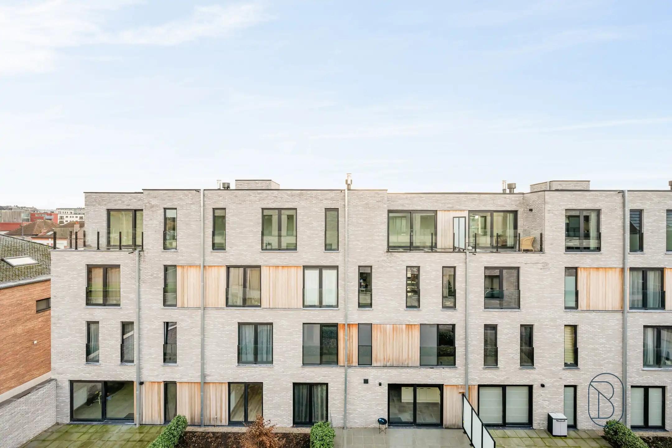 Penthouse met ruim terras en 6% btw mogelijk in Harelbeke foto 11