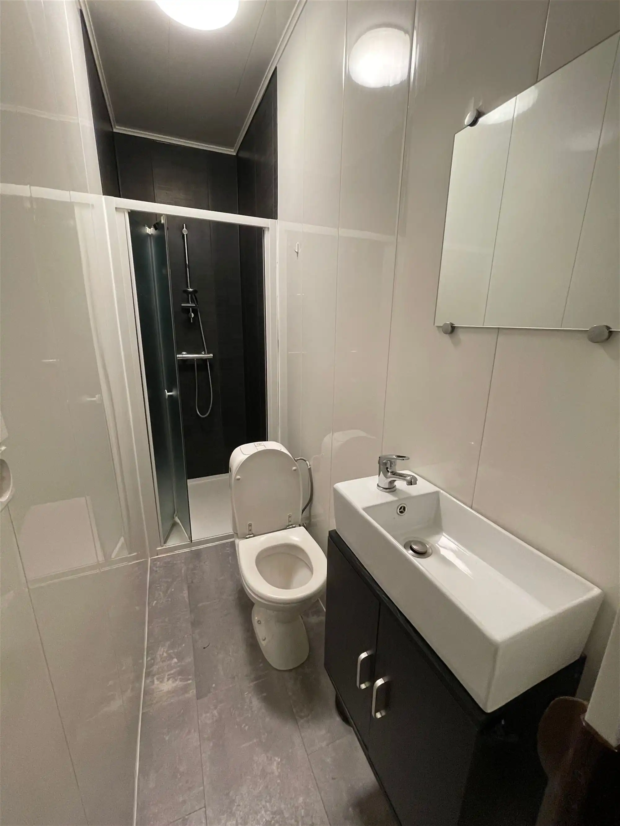 Woonhuis met dubbele garage foto 11