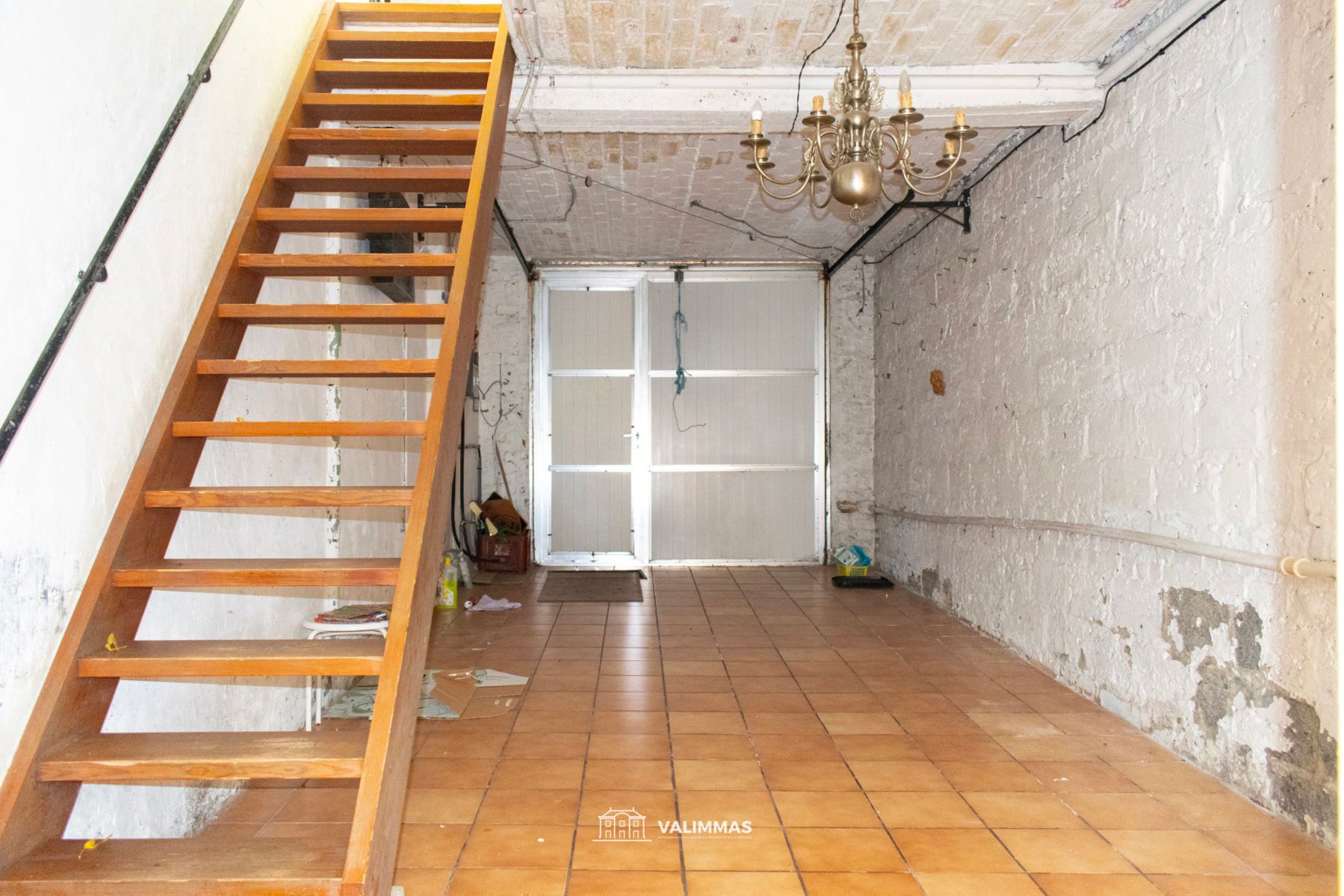 Ruime woning mt bijgebouwen & atelier (achteraan bereikbaar) foto 9