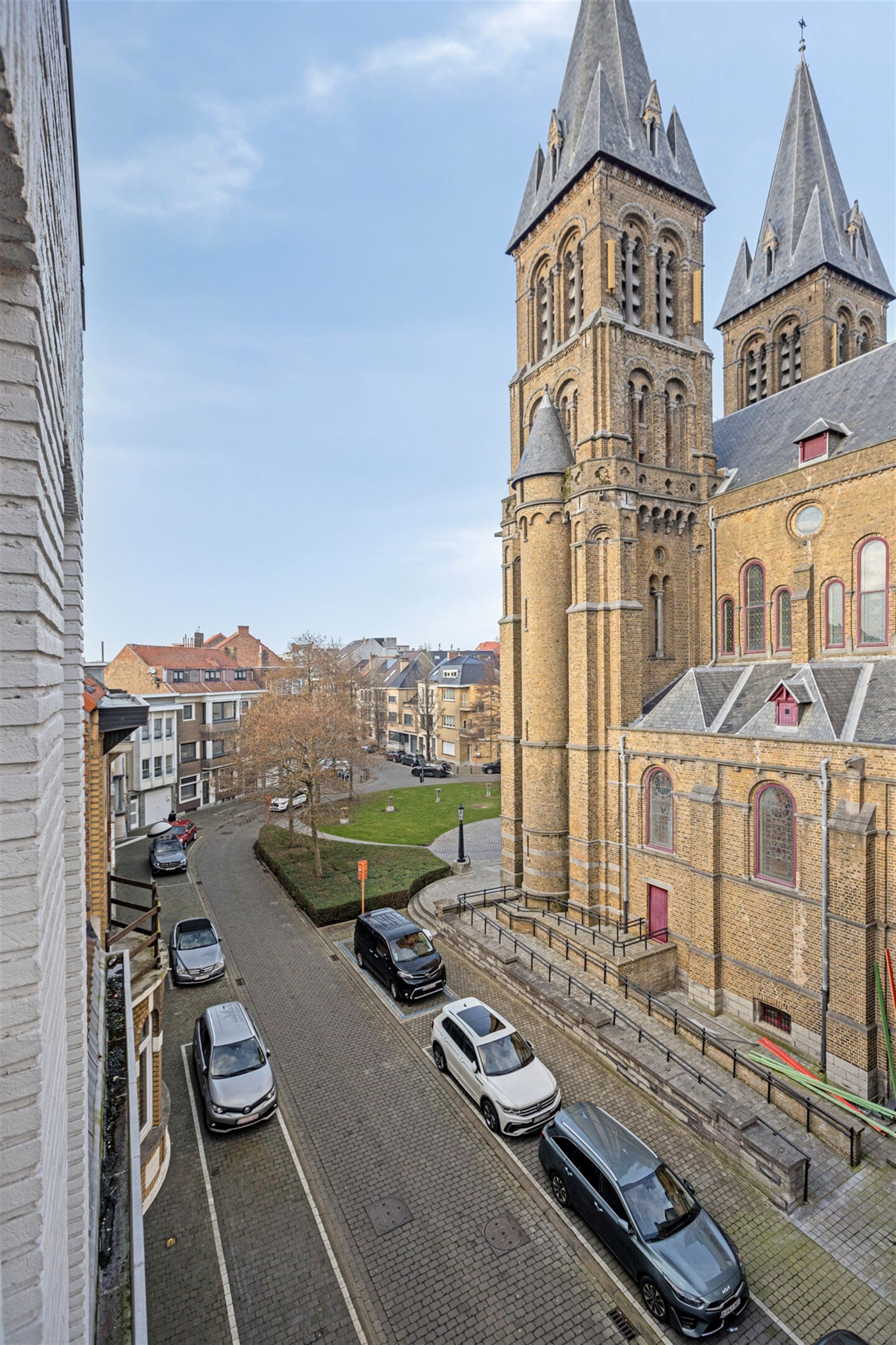 Appartement met 3 slk en 2 badk + terras op 250 m van de zee in Oostende foto 6